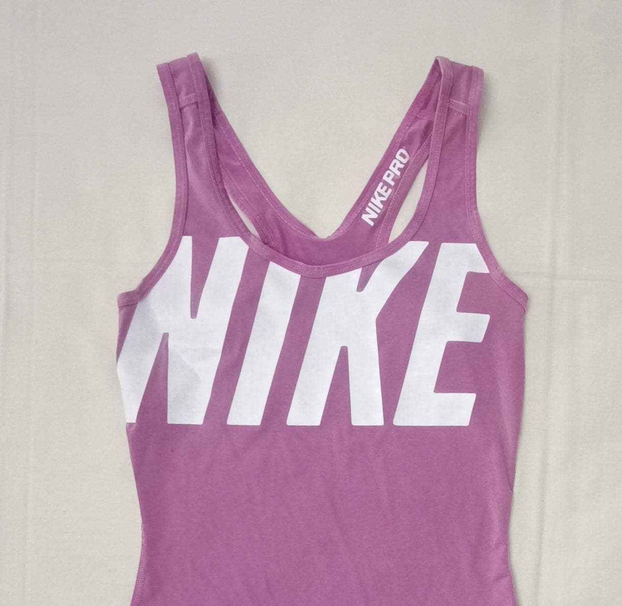 (ДАМСКО) (XS) Nike PRO DRI-FIT потник