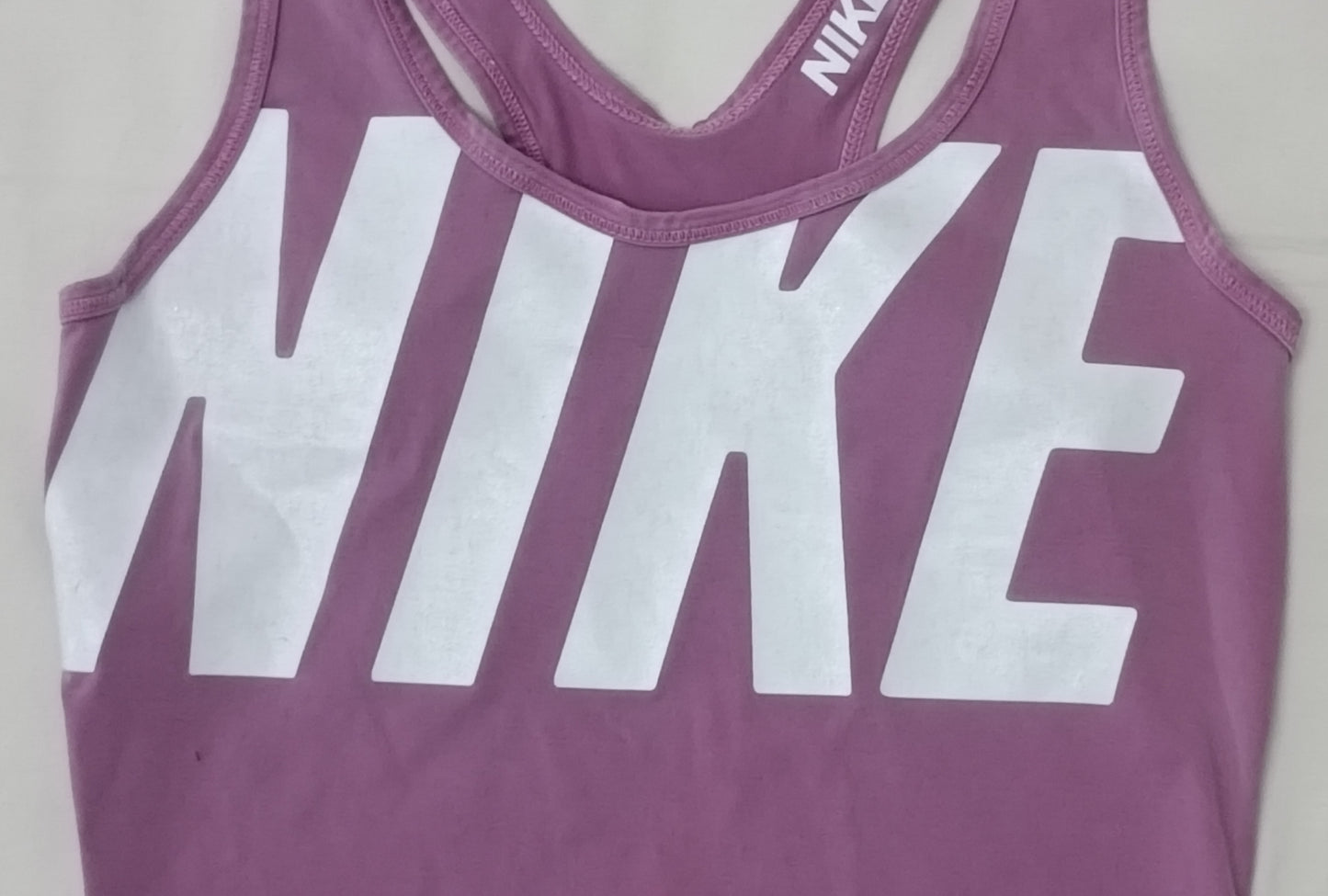 (ДАМСКО) (XS) Nike PRO DRI-FIT потник