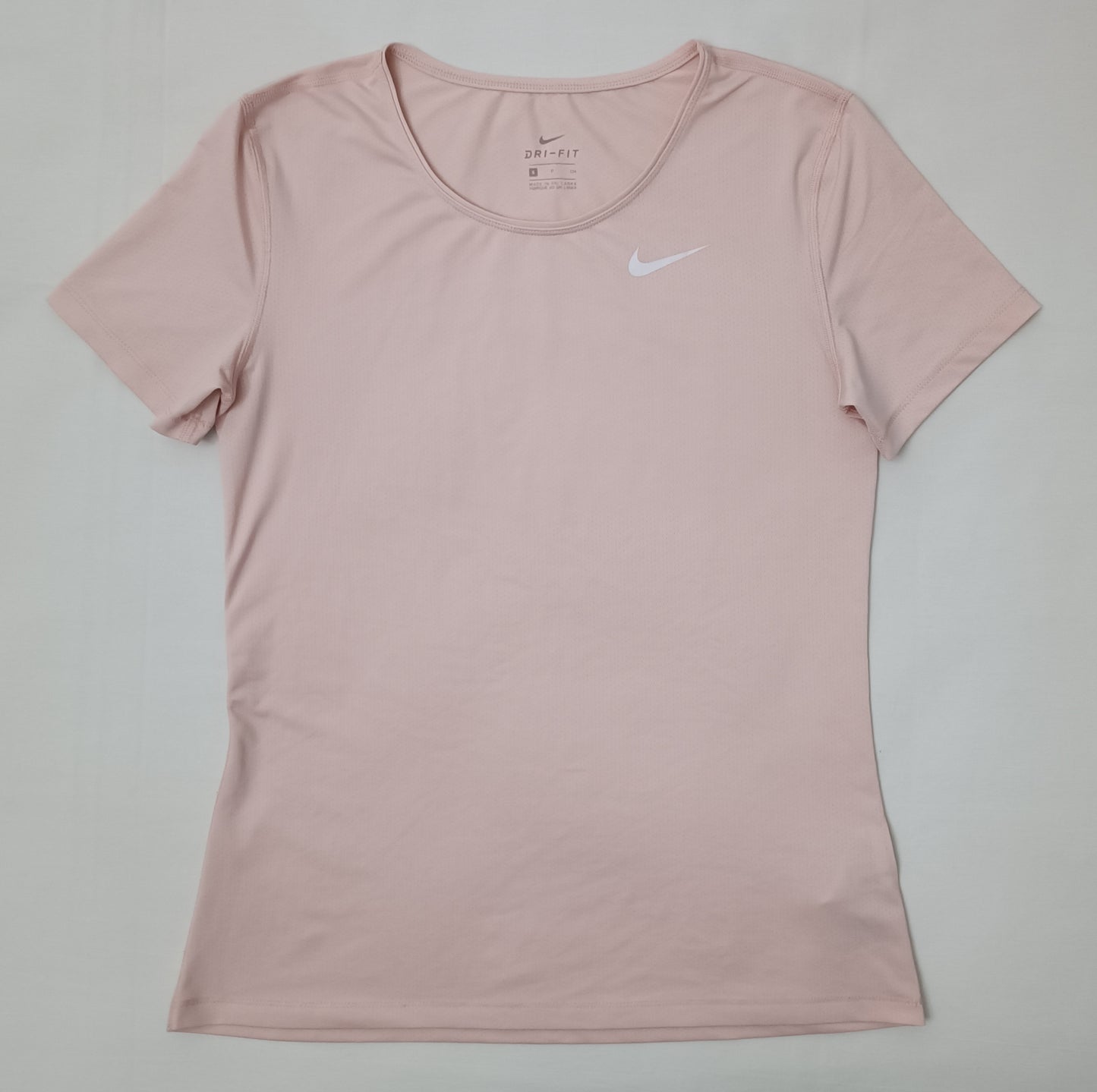 (ДАМСКО) (S) Nike DRI-FIT тениска