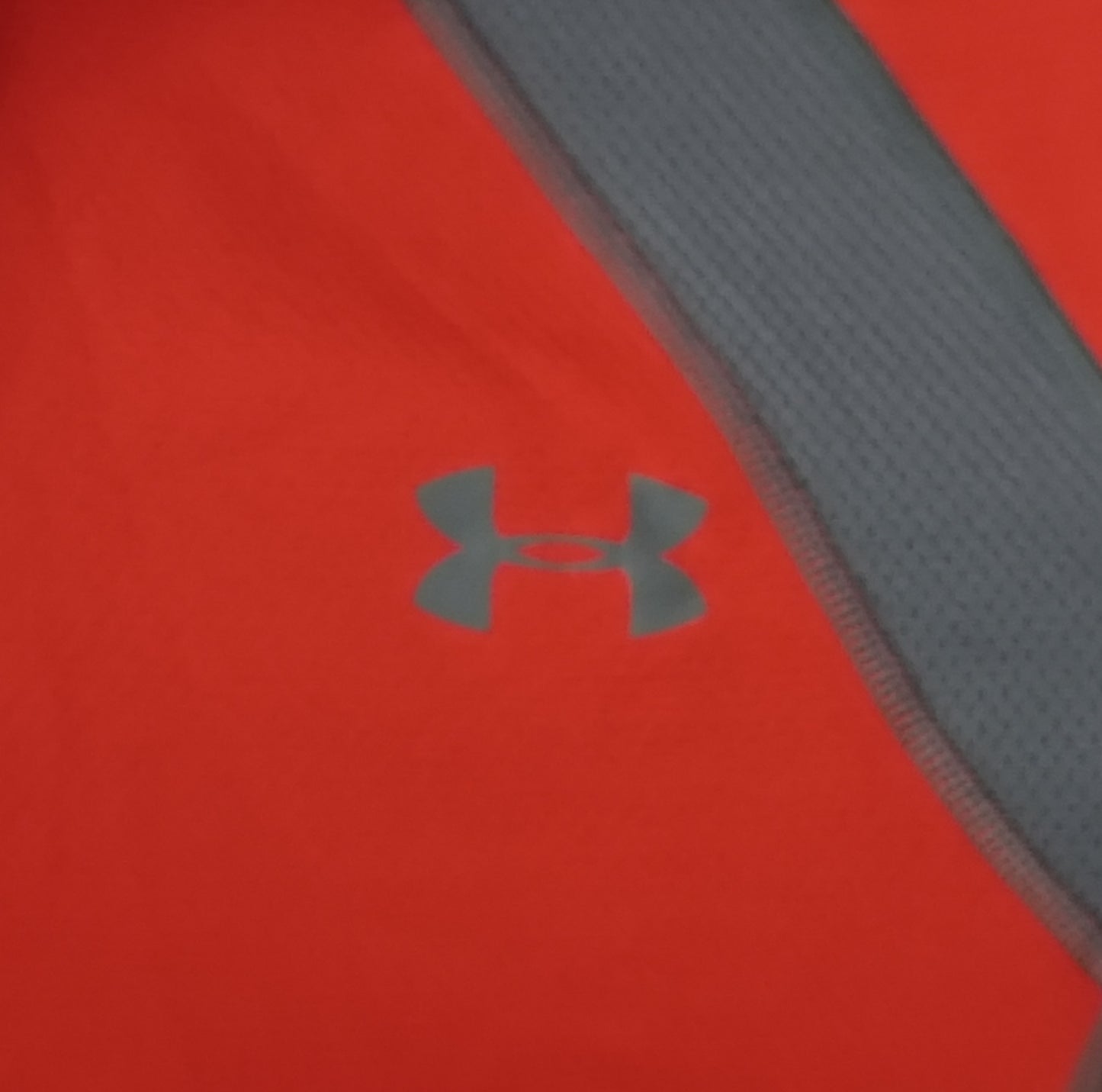 (M) Under Armour UA горнище