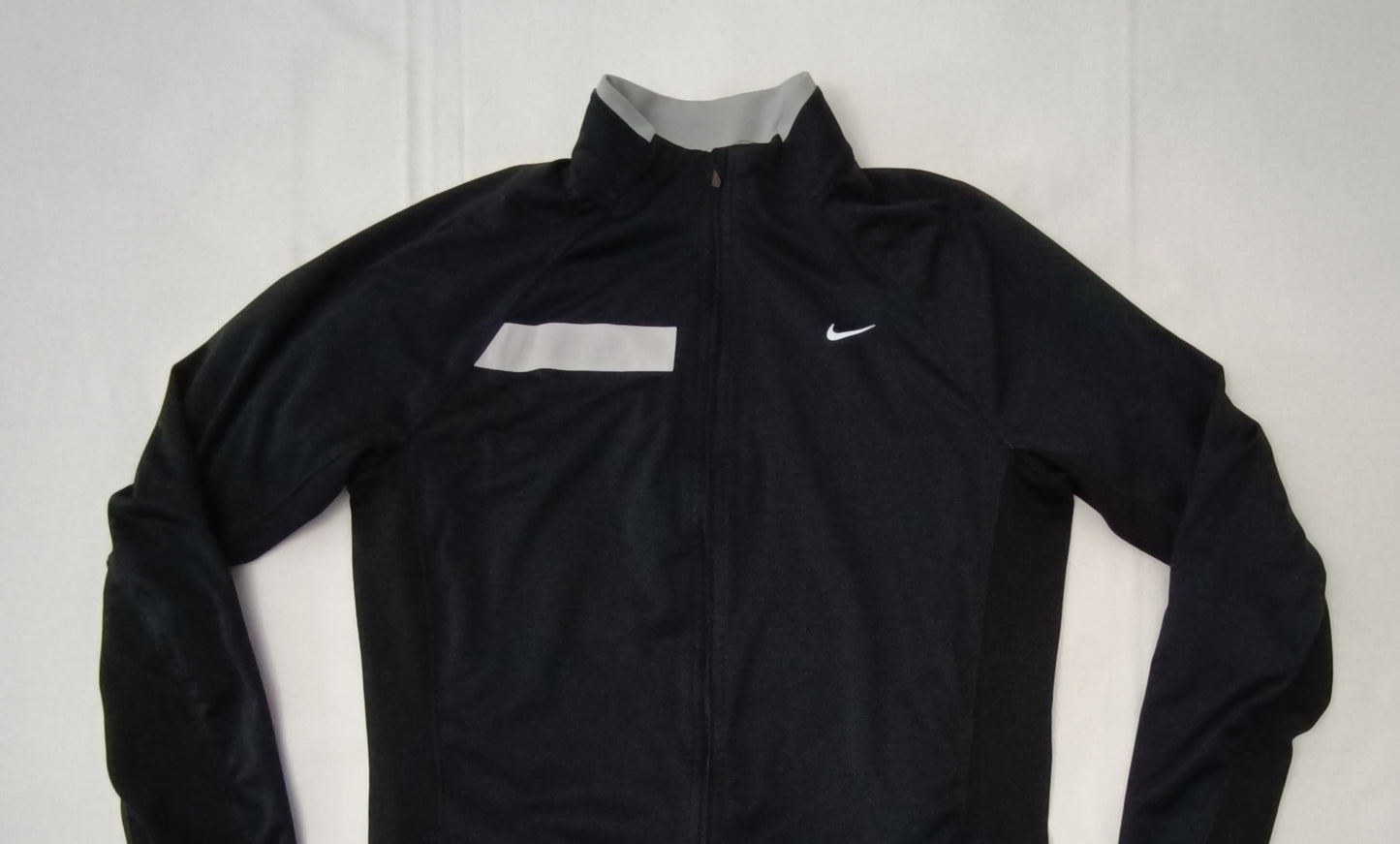 (ДАМСКО) (L) Nike DRI-FIT Element Jacket яке