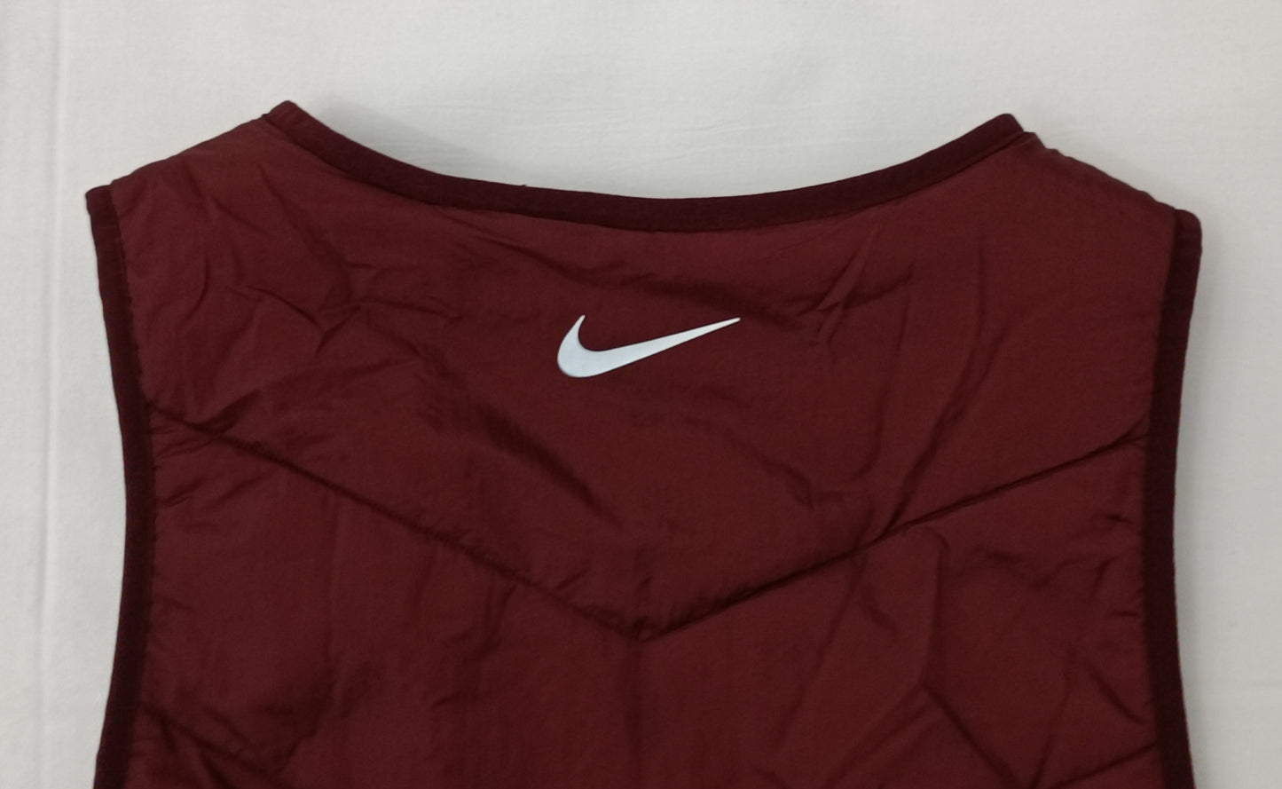 (S) Nike Aerolayer Wild Run Reversible Vest двулицев елек