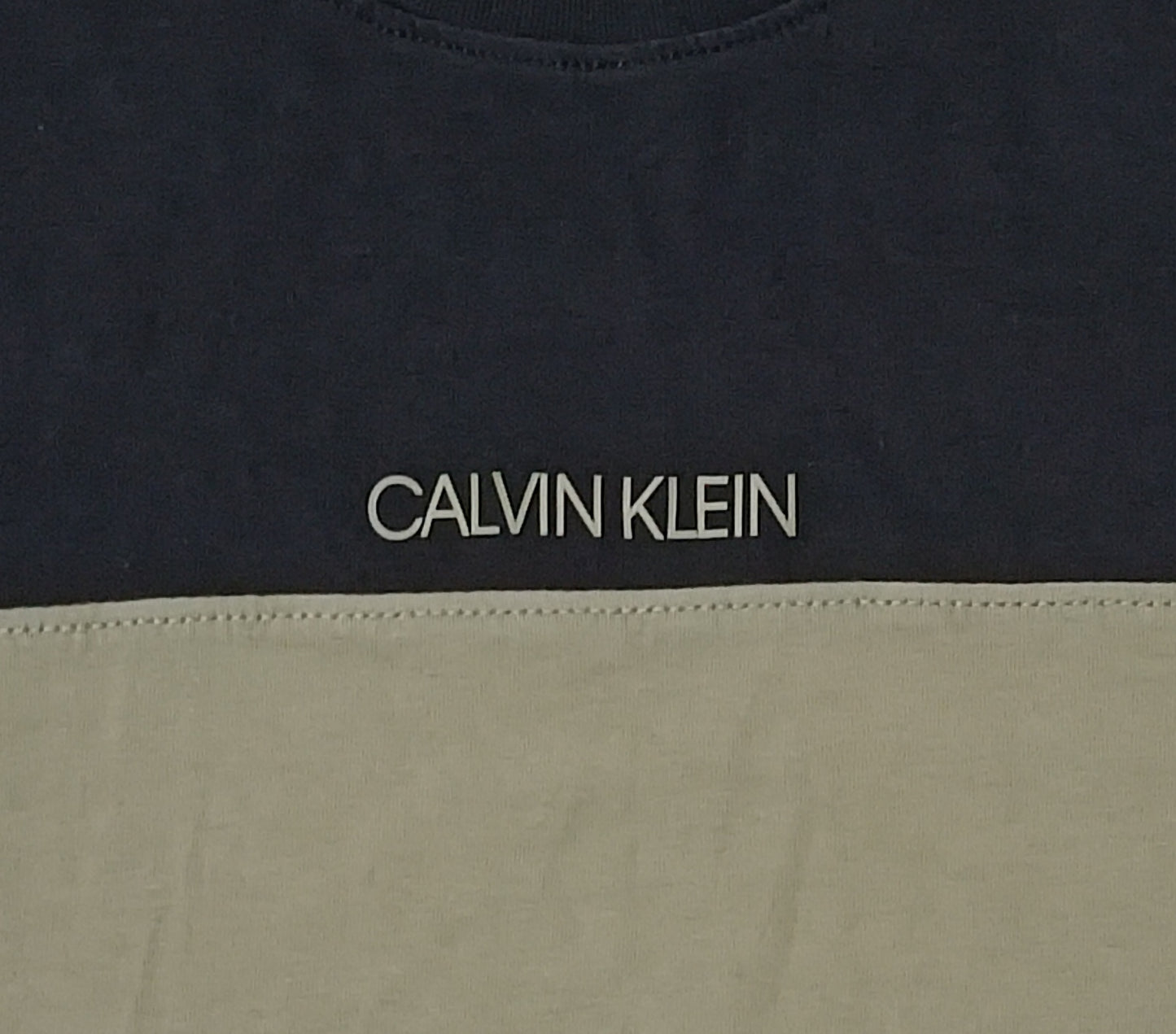 (S) Calvin Klein Color Block T-Shirt тениска