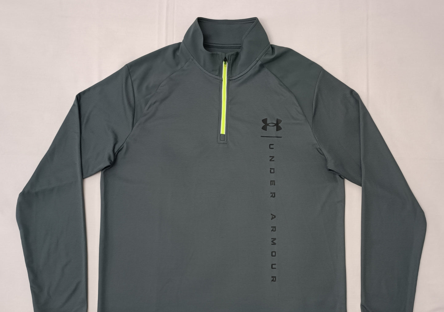 (M) Under Armour UA горнище