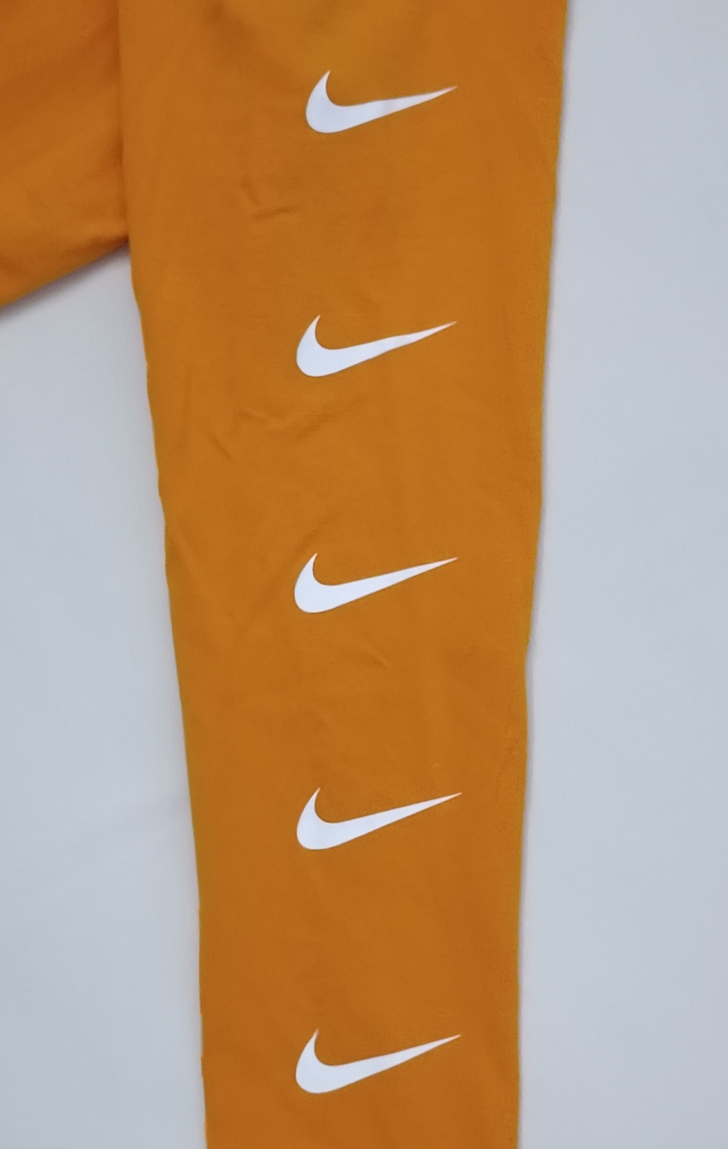 (ДАМСКО) (XS) Nike Sportswear Multi Swoosh Long Sleeve блуза