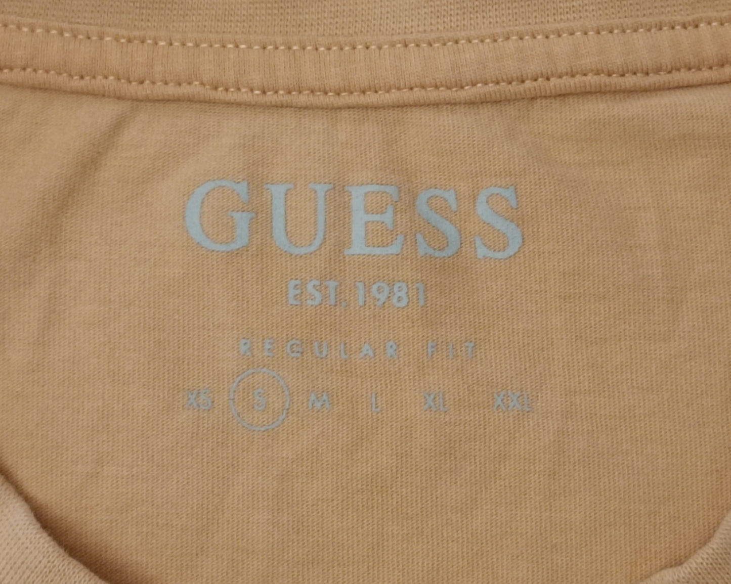 (S) Guess T-Shirt тениска