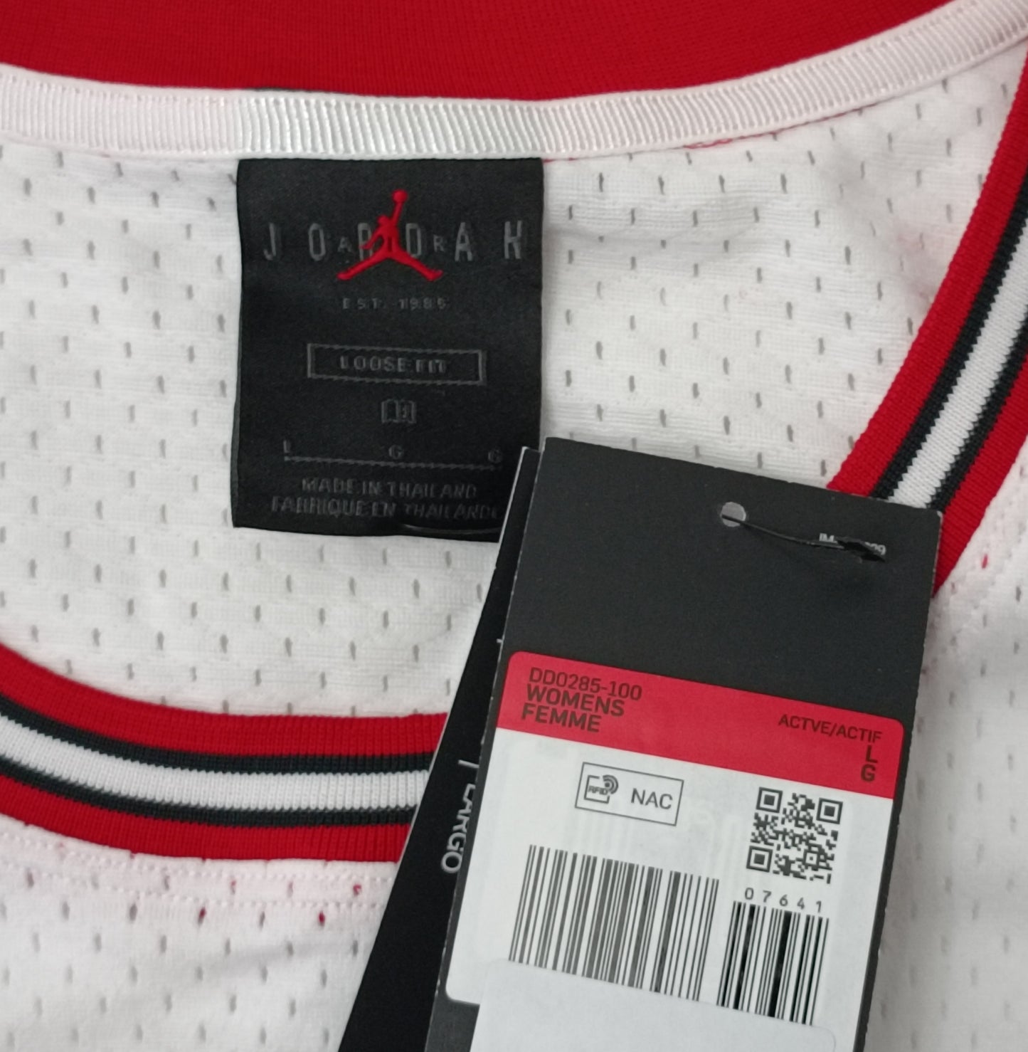 (ДАМСКО) (L) Jordan AIR Nike 23 Essentials Jersey потник