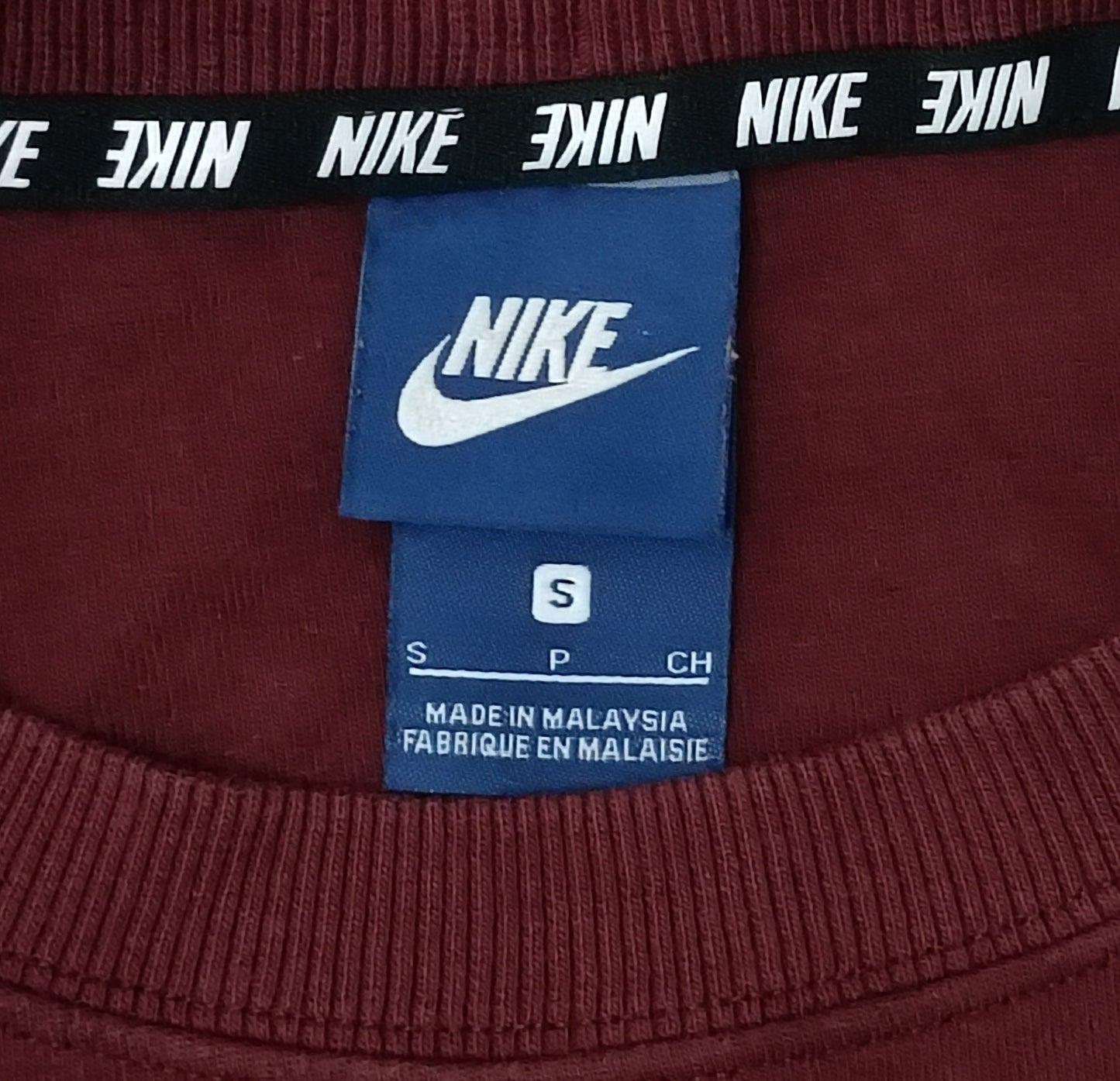 (ДАМСКО) (S) Nike Sportswear Repeat Sweatshirt горнище