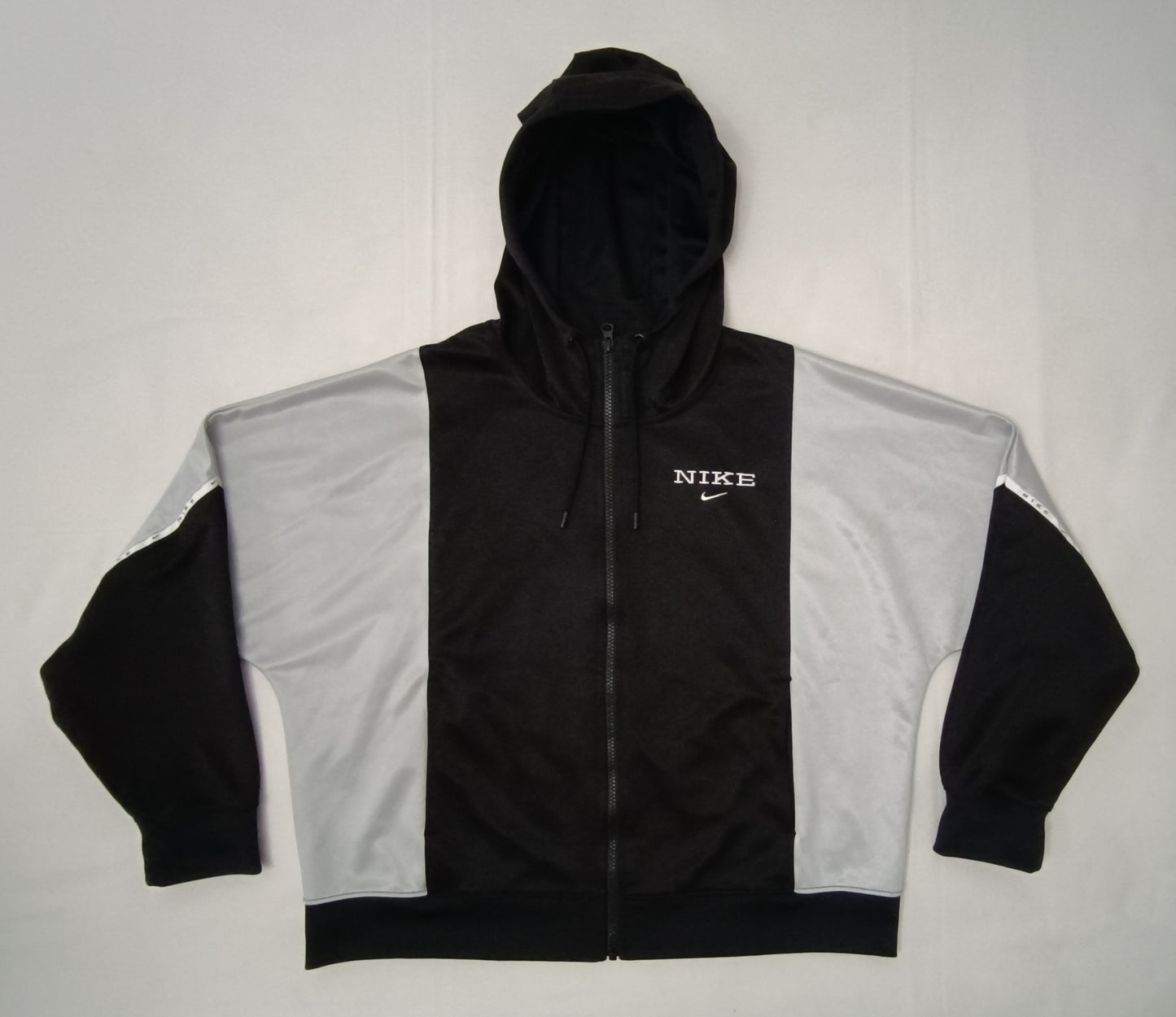 (ДАМСКО) (M) Nike Sportswear Repeat Hoodie горнище