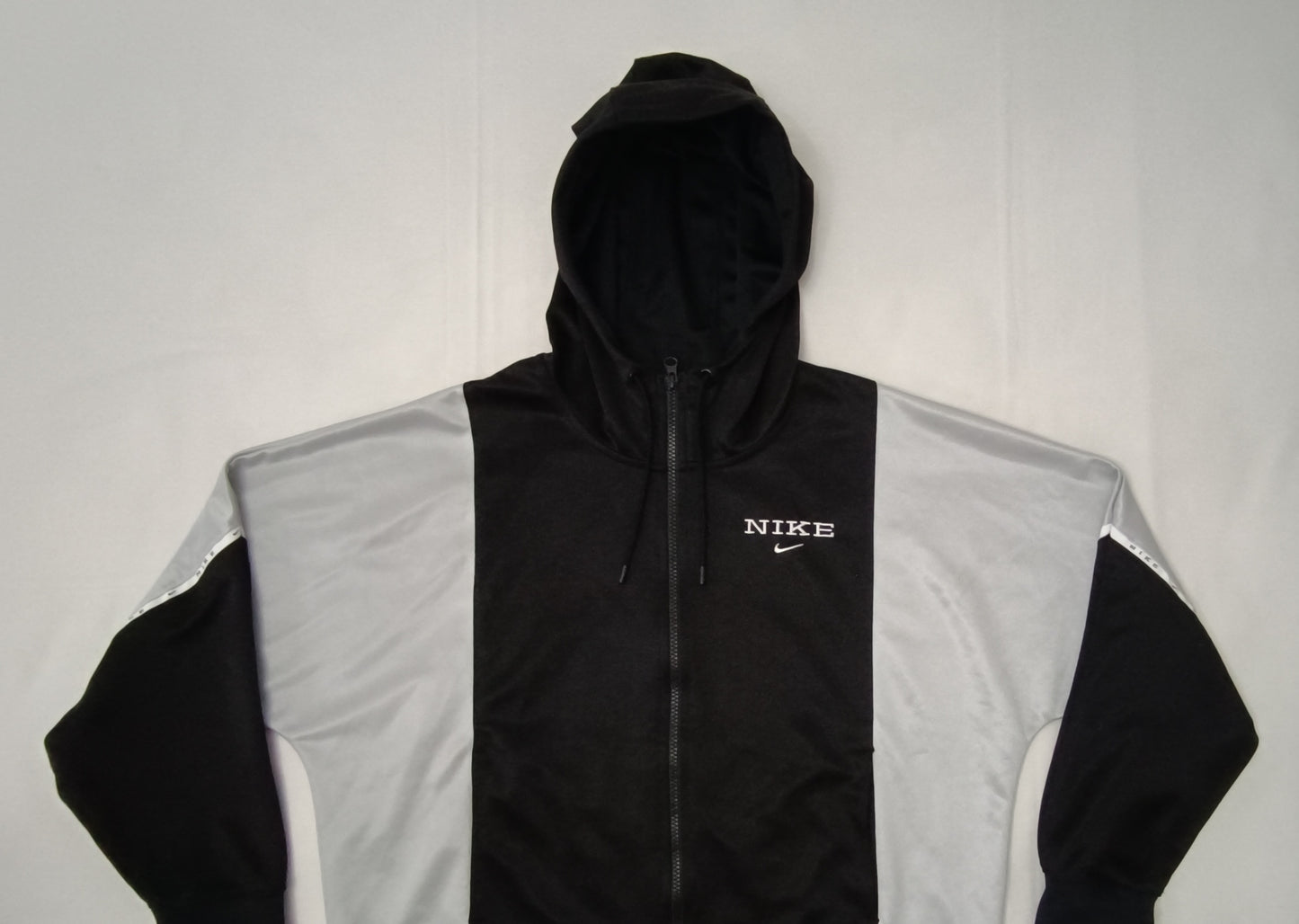 (ДАМСКО) (M) Nike Sportswear Repeat Hoodie горнище