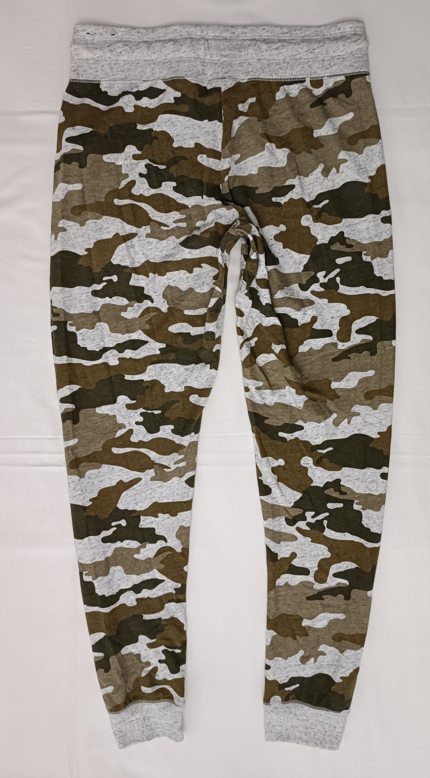 (ДАМСКО) (S) Nike Sportswear Camouflage Pants долнище