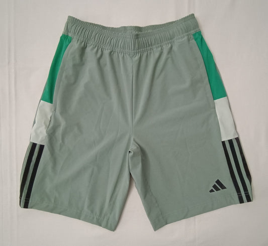 (S) Adidas 3 Stripes Shorts шорти