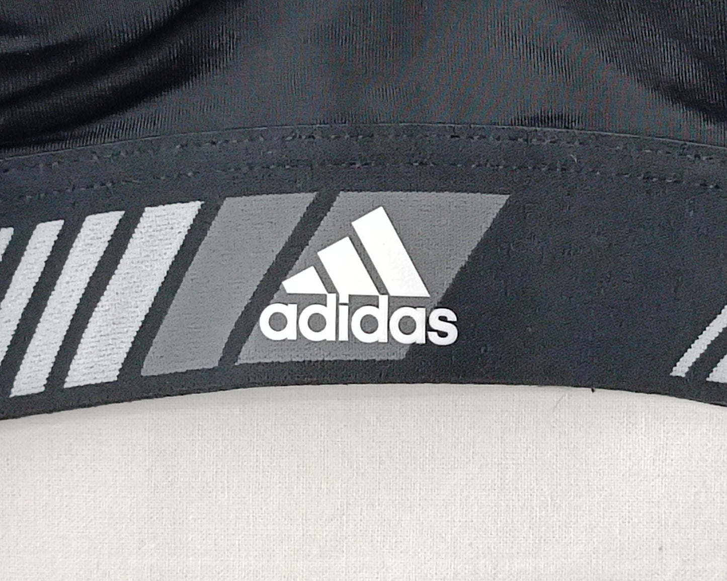 (ДАМСКО) (S) Adidas Stronger For It Moto Bra бюстие