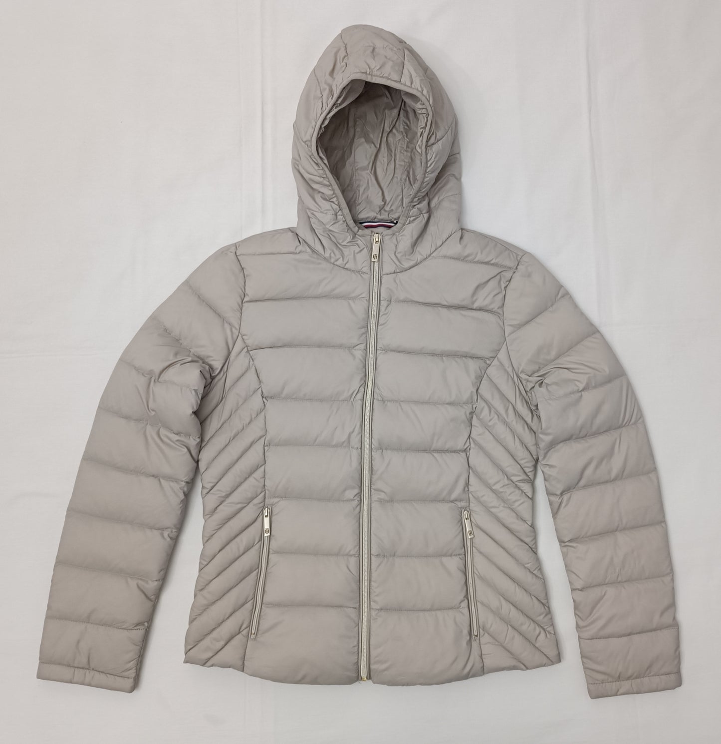 (ДАМСКО) (M) Tommy Hilfiger Down Puffer Hooded Jacket пухено яке