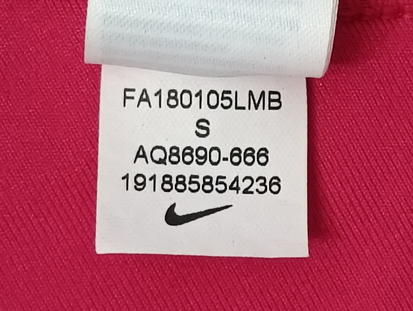 (ДАМСКО) (S) Nike DRI-FIT Swoosh Bra бюстие