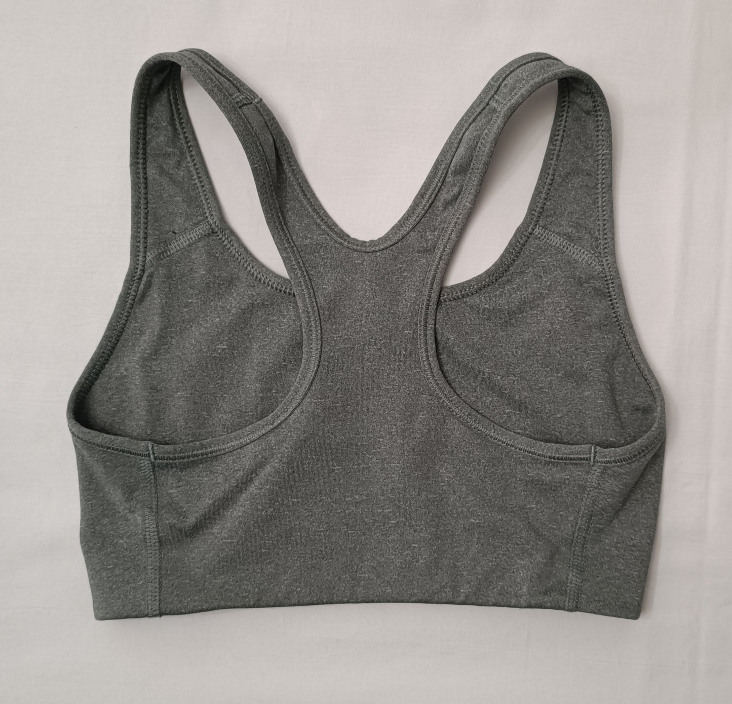 (ДАМСКО) (XS) Nike DRI-FIT Swoosh Bra бюстие