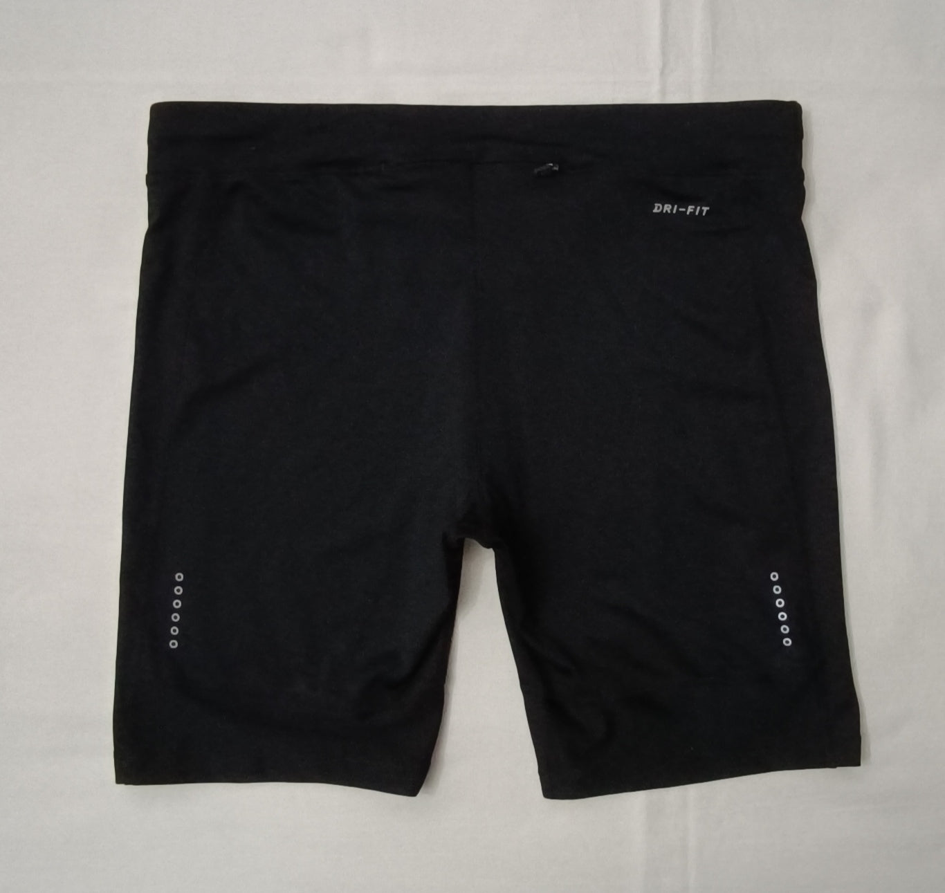 (ДАМСКО) (L) Nike DRI-FIT Shorts клин