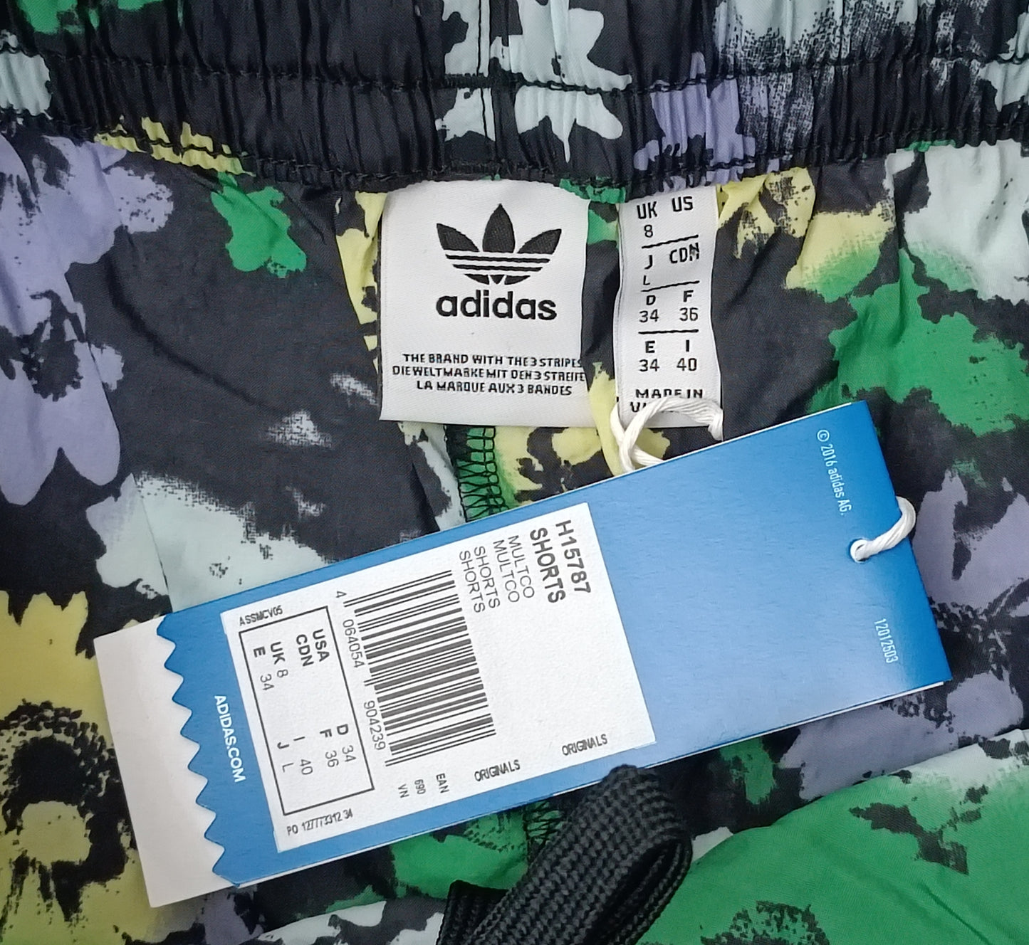 (ДАМСКО) (S) Adidas Originals Floral Shorts шорти