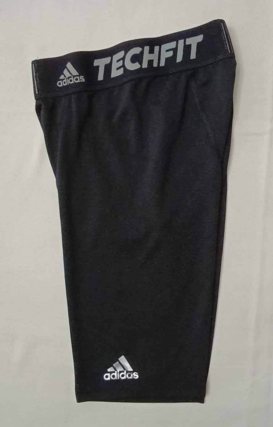 (S) Adidas Techfit Shorts клин