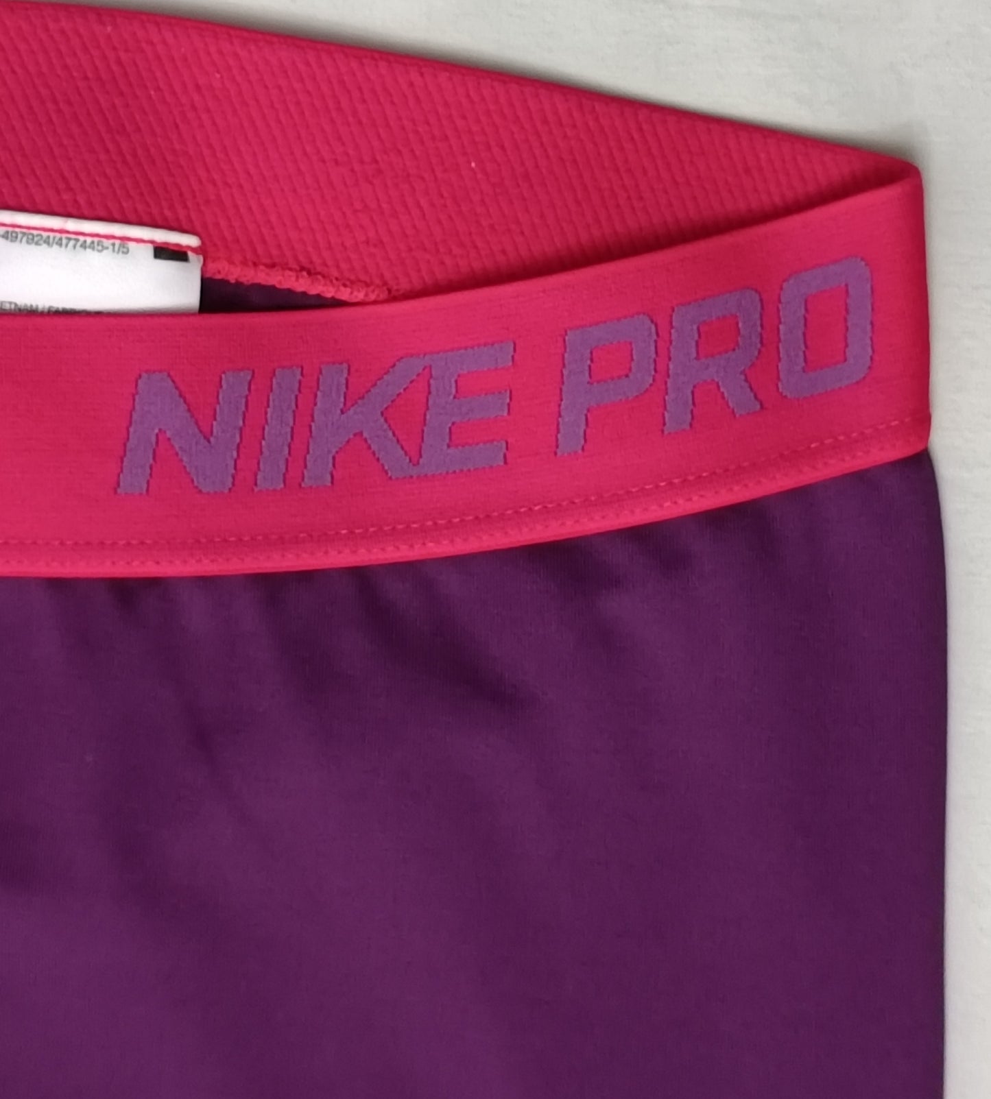 (ДАМСКО) (M) Nike PRO DRI-FIT 3/4 Tights клин