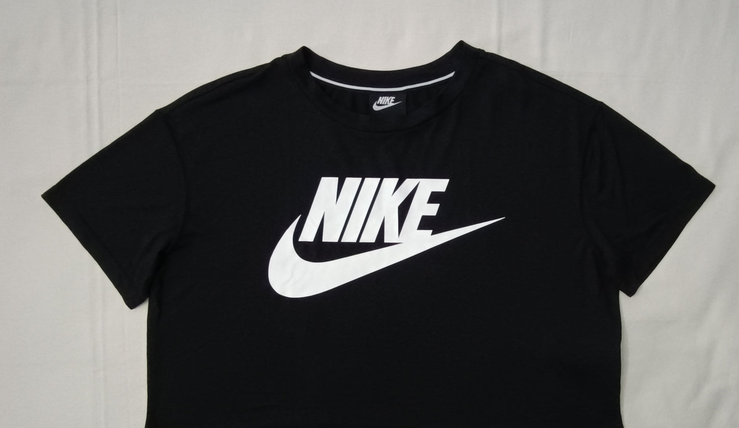 (ДАМСКО) (L) Nike Sportswear Cropped Swoosh Tee тениска