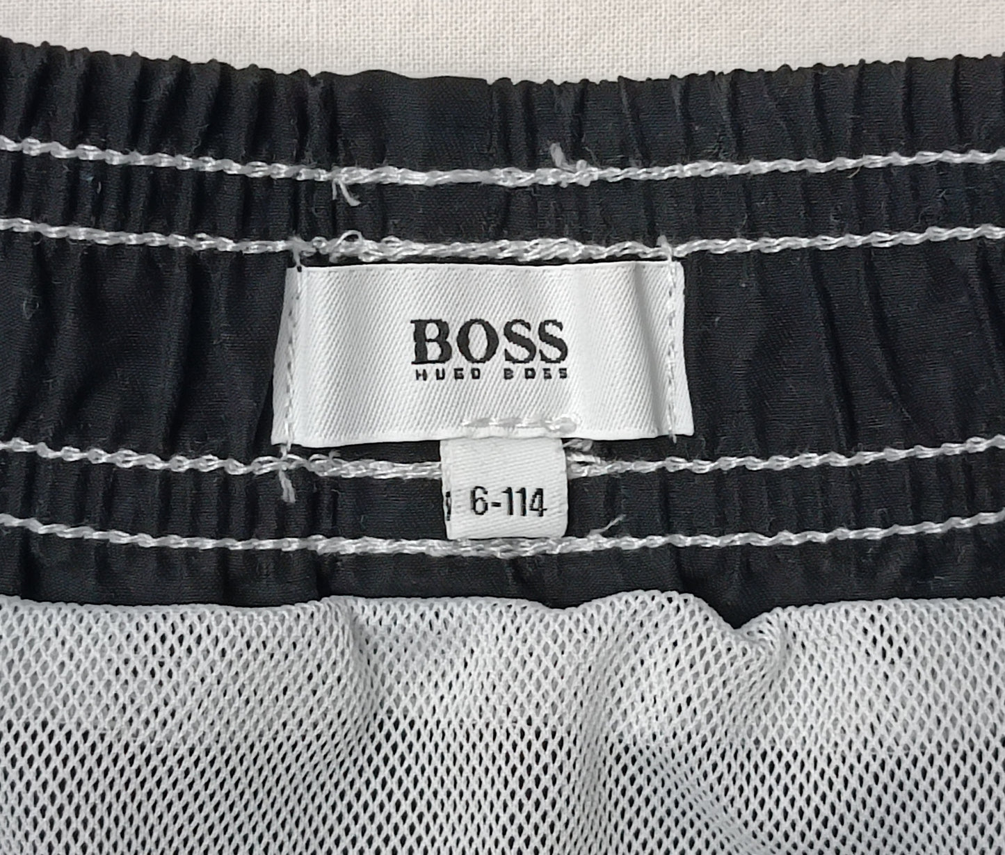 (ДЕТСКО) (Ръст 110-116см) Hugo Boss Shorts шорти