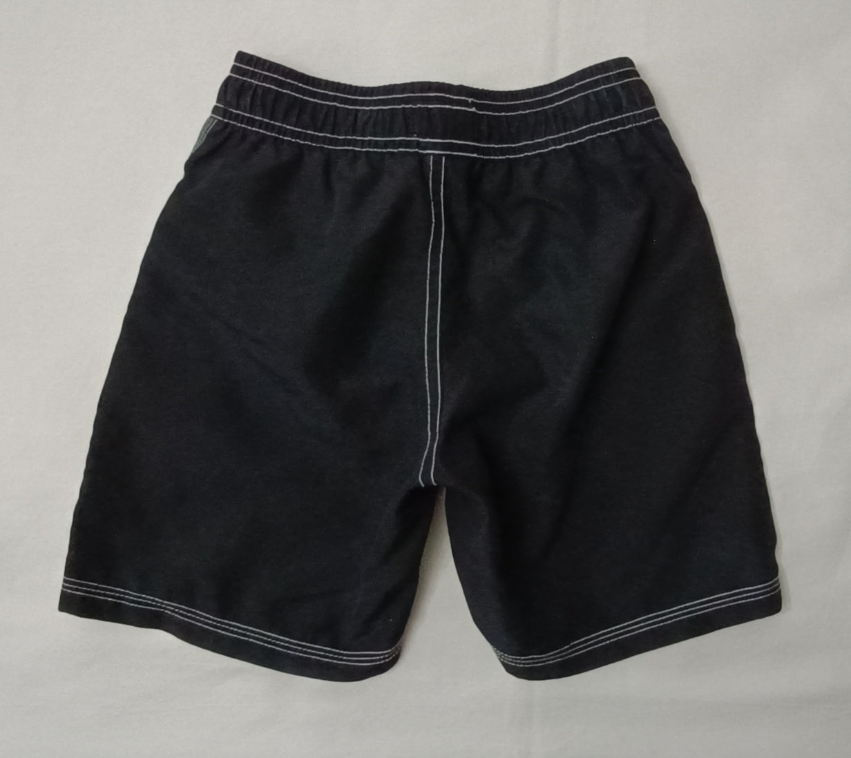 (ДЕТСКО) (Ръст 110-116см) Hugo Boss Shorts шорти