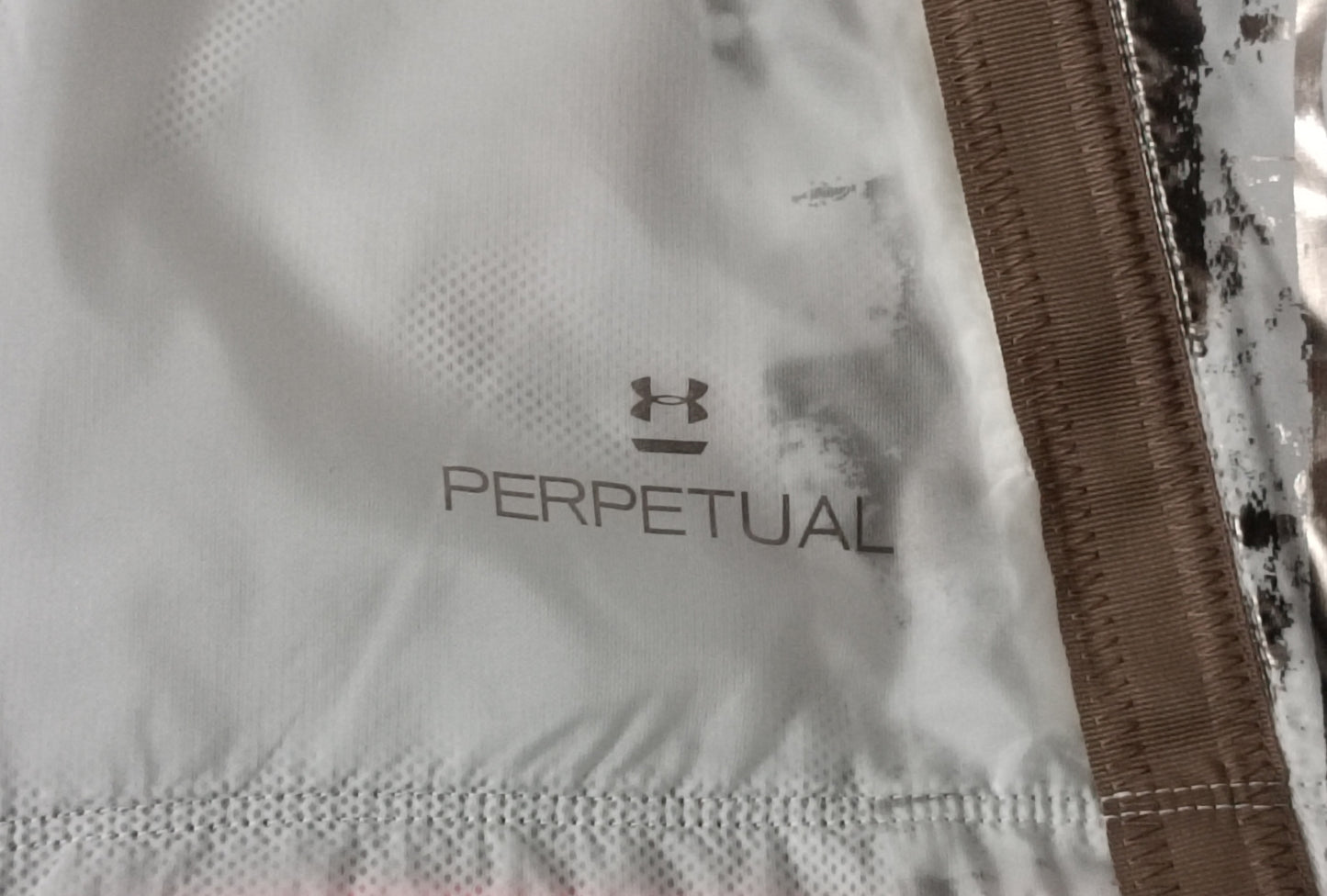 (S) Under Armour UA Perpetual Windrunner Jacket яке