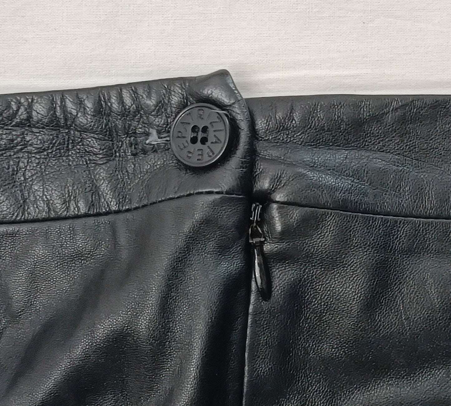 (ДАМСКО) (M) Patrizia Pepe Leather Skirt пола