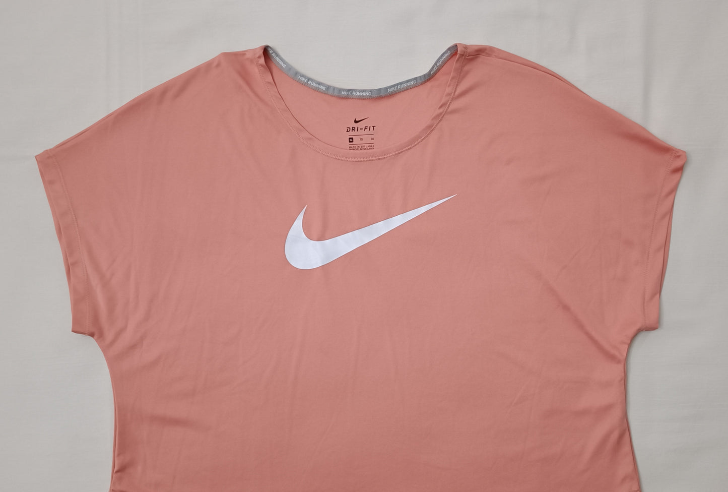 (ДАМСКО) (XL) Nike DRI-FIT Swoosh Tee тениска