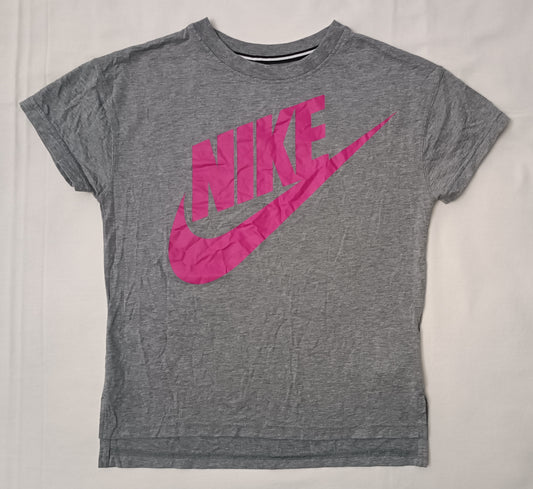 (ДЕТСКО) (Ръст 146-156см) Nike Swoosh Tee тениска