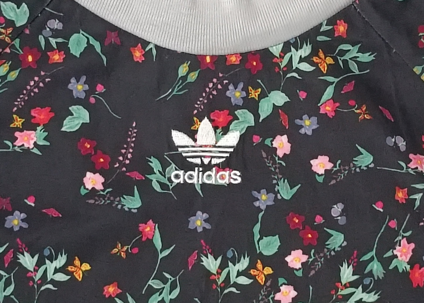 (ДАМСКО) (L) Adidas Originals Trefoil Tee тениска