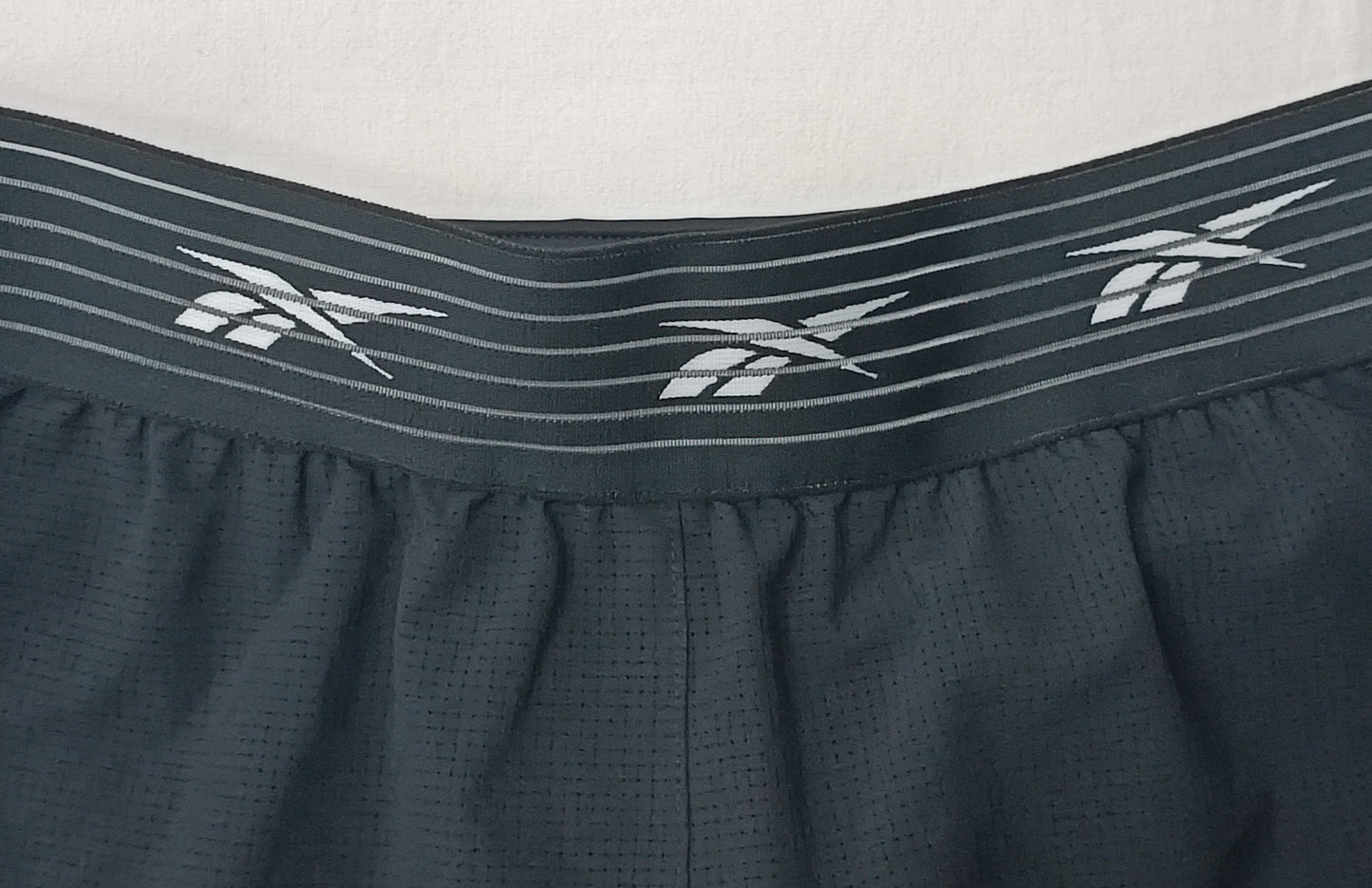 (ДАМСКО) (M) Reebok 2in1 Shorts шорти с клин 2в1