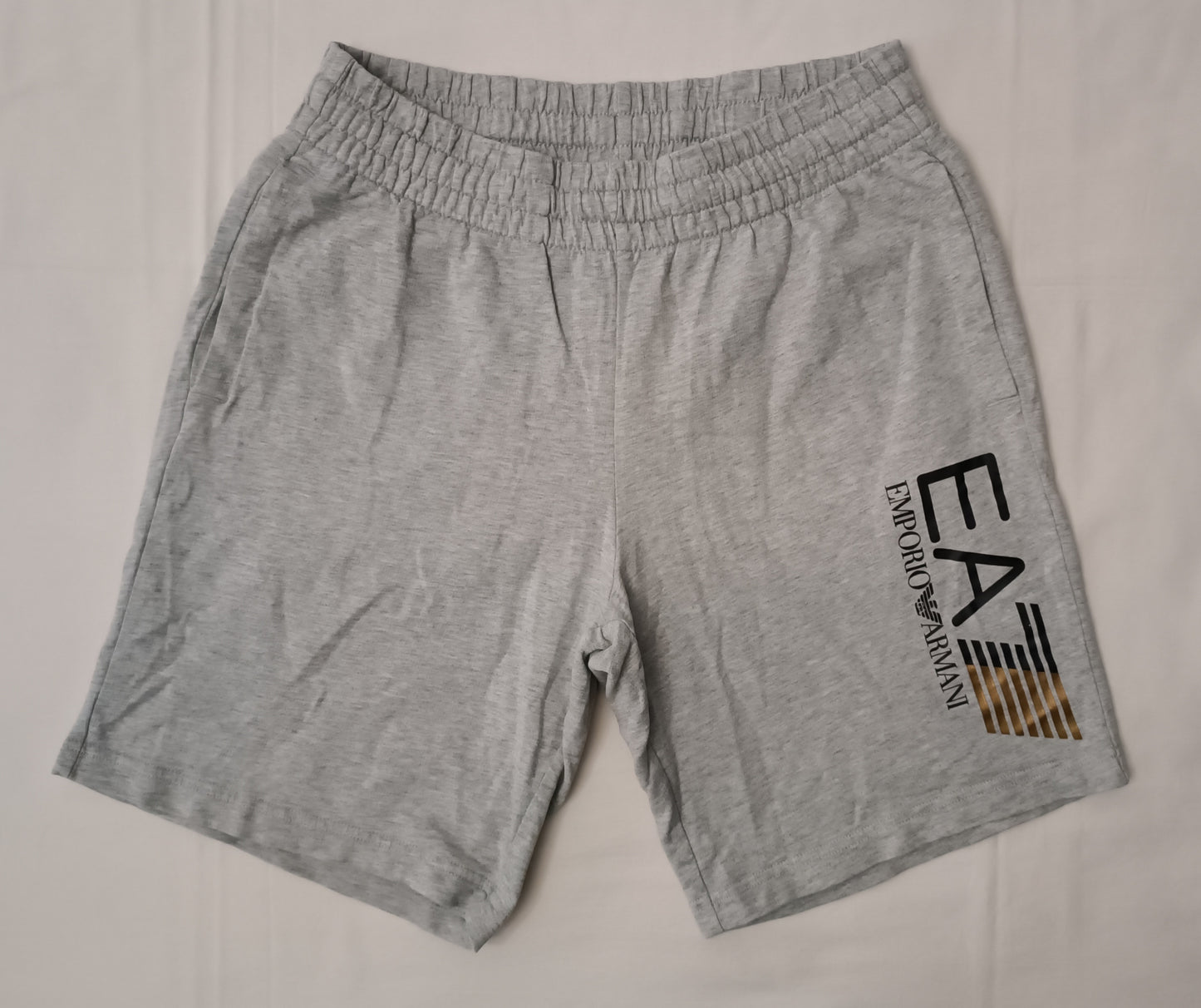 (S) Emporio Armani EA7 Shorts шорти