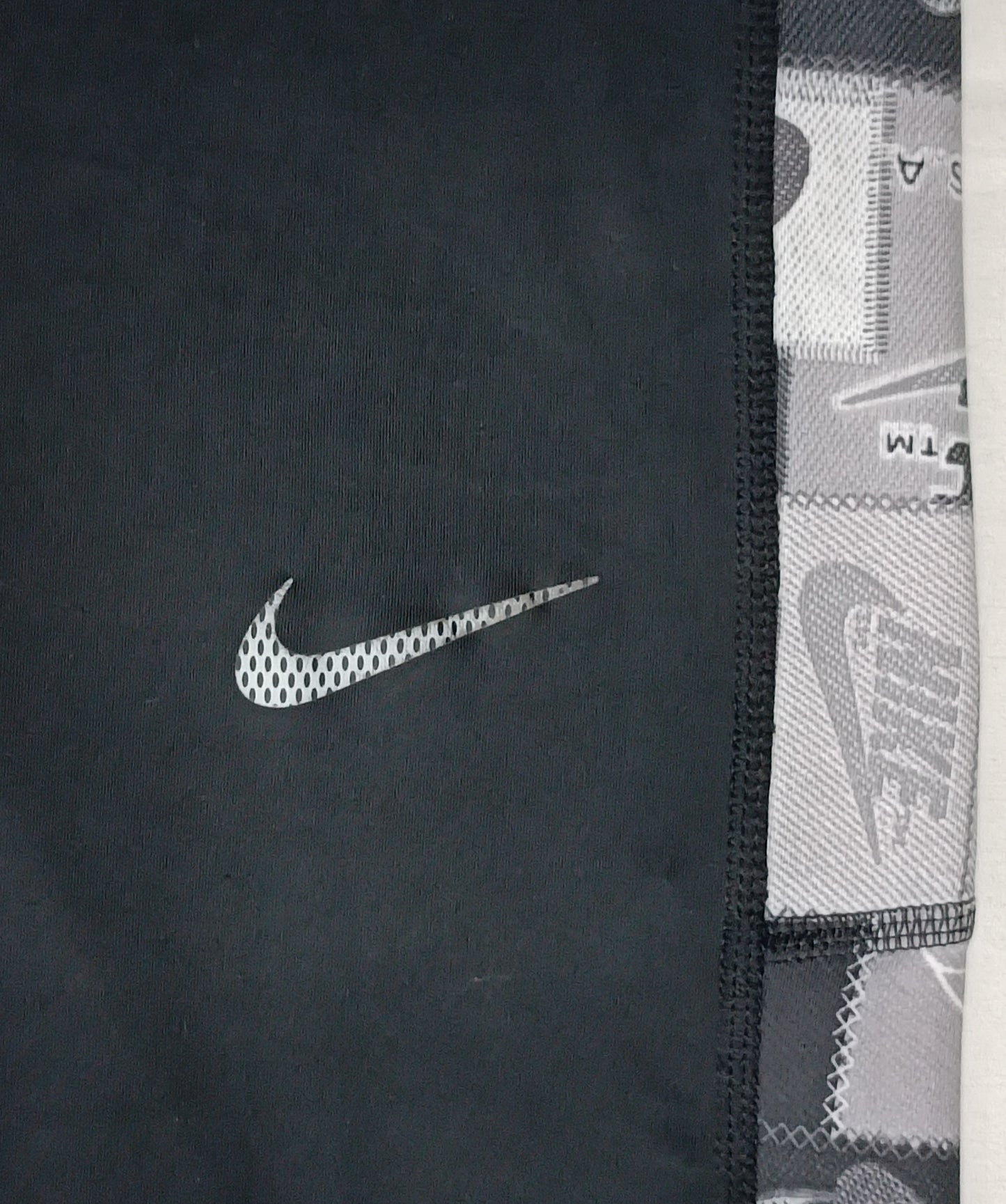 (ДАМСКО) (M) Nike DRI-FIT Icon Clash Tights клин