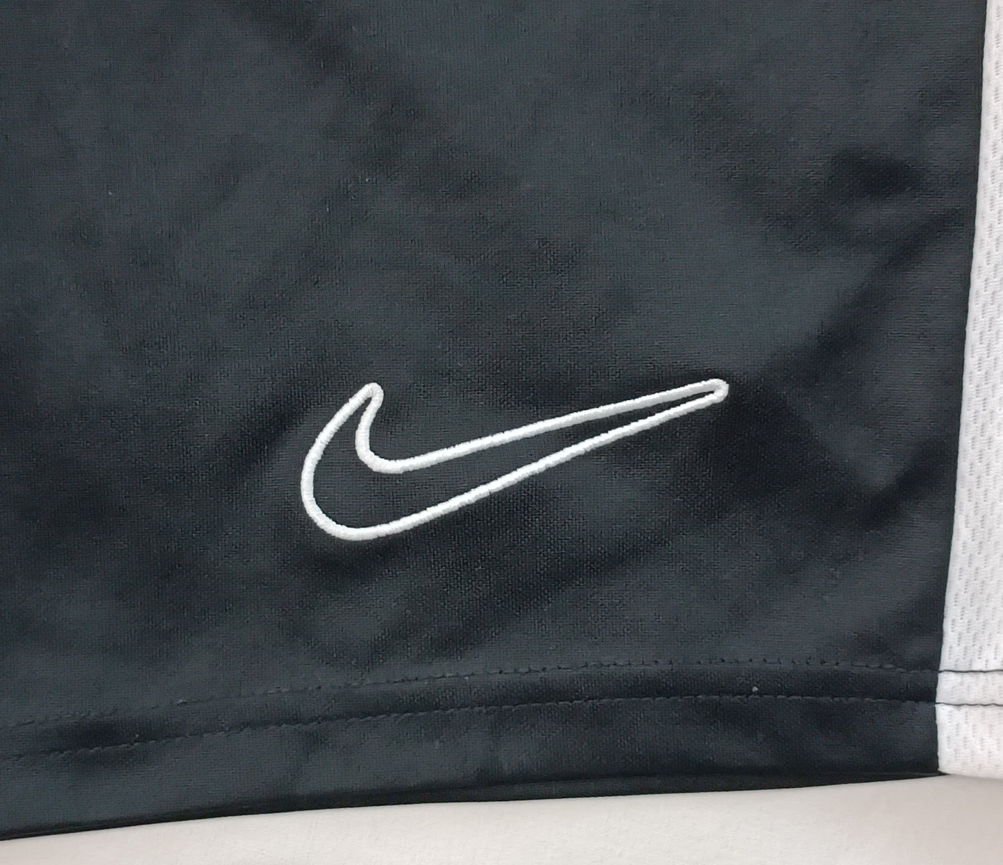 (S) Nike DRI-FIT Strike Shorts шорти