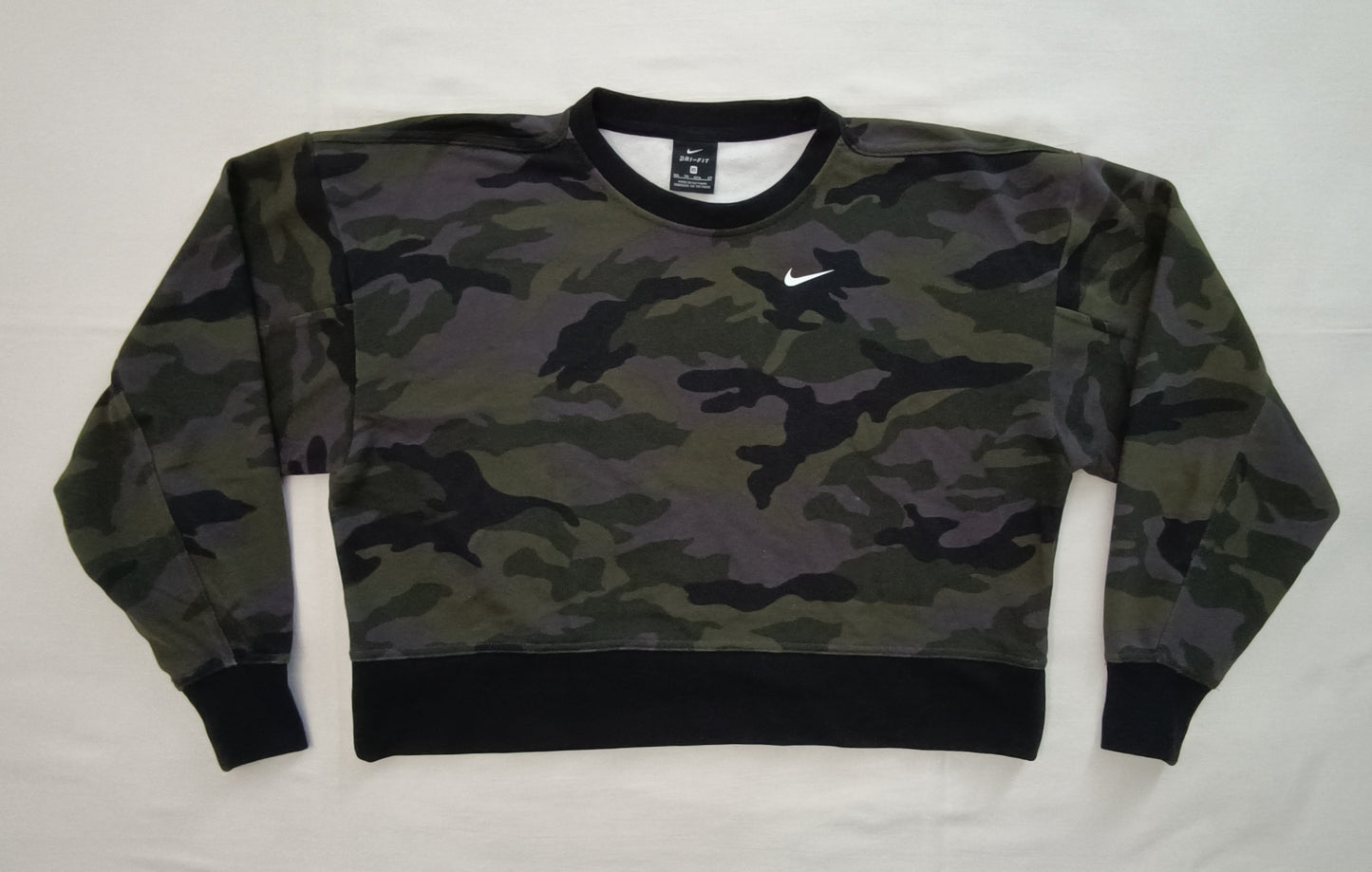 (ДАМСКО) (XS) Nike DRI-FIT Sweatshirt горнище