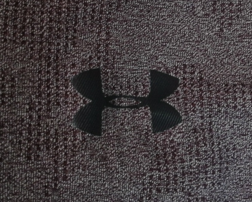 (S) Under Armour UA блуза