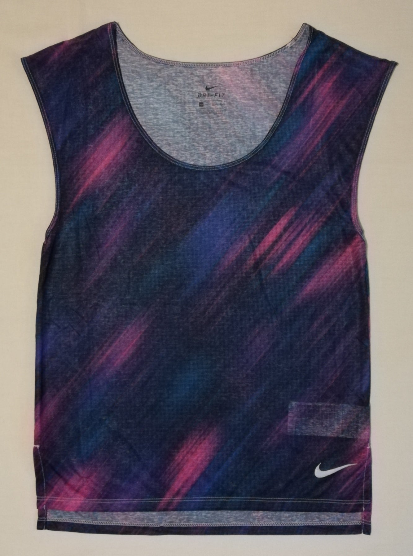 (ДАМСКО) (XS) Nike DRI-FIT потник