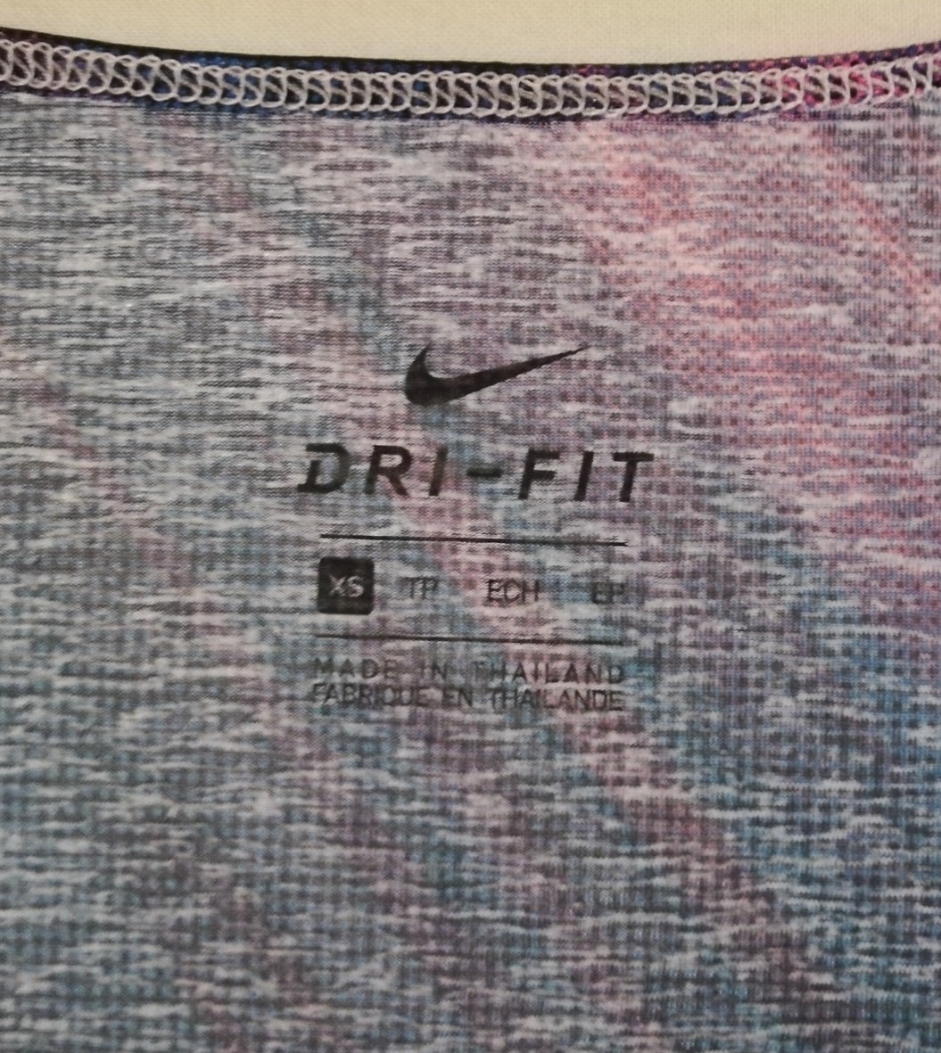 (ДАМСКО) (XS) Nike DRI-FIT потник