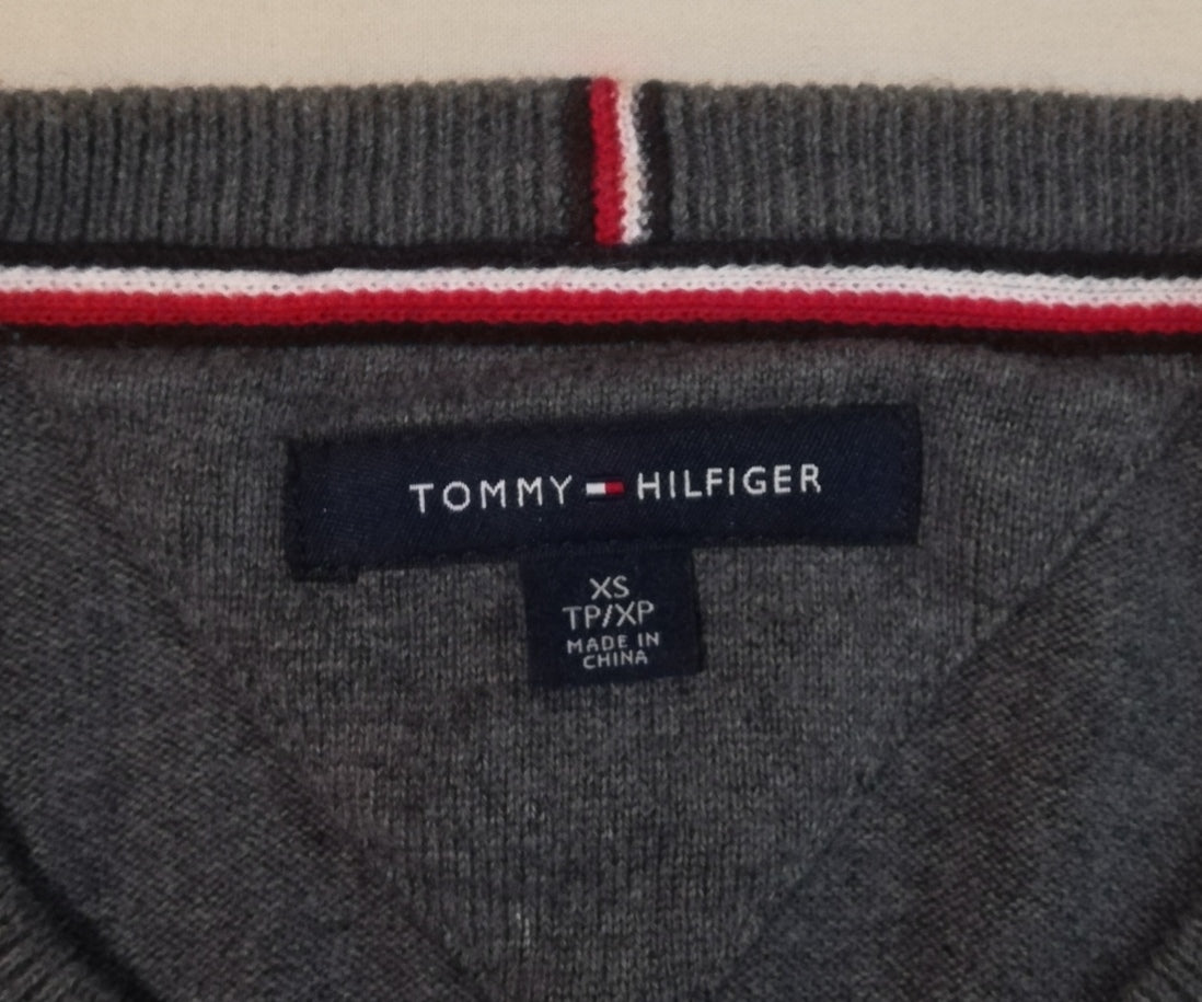 (XS) Tommy Hilfiger пуловер