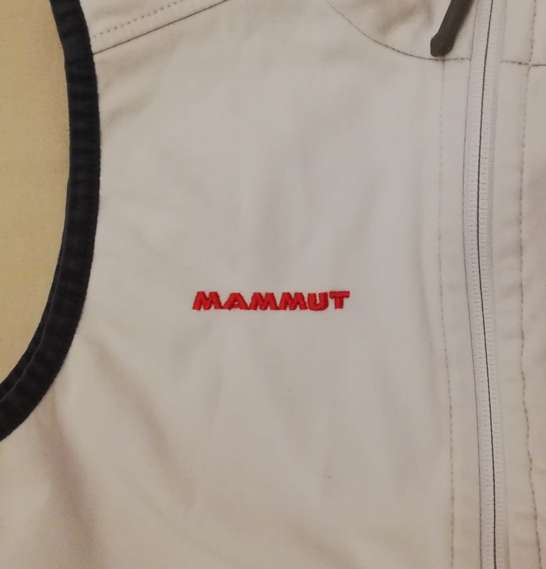 (ДАМСКО) (XS) Mammut елек