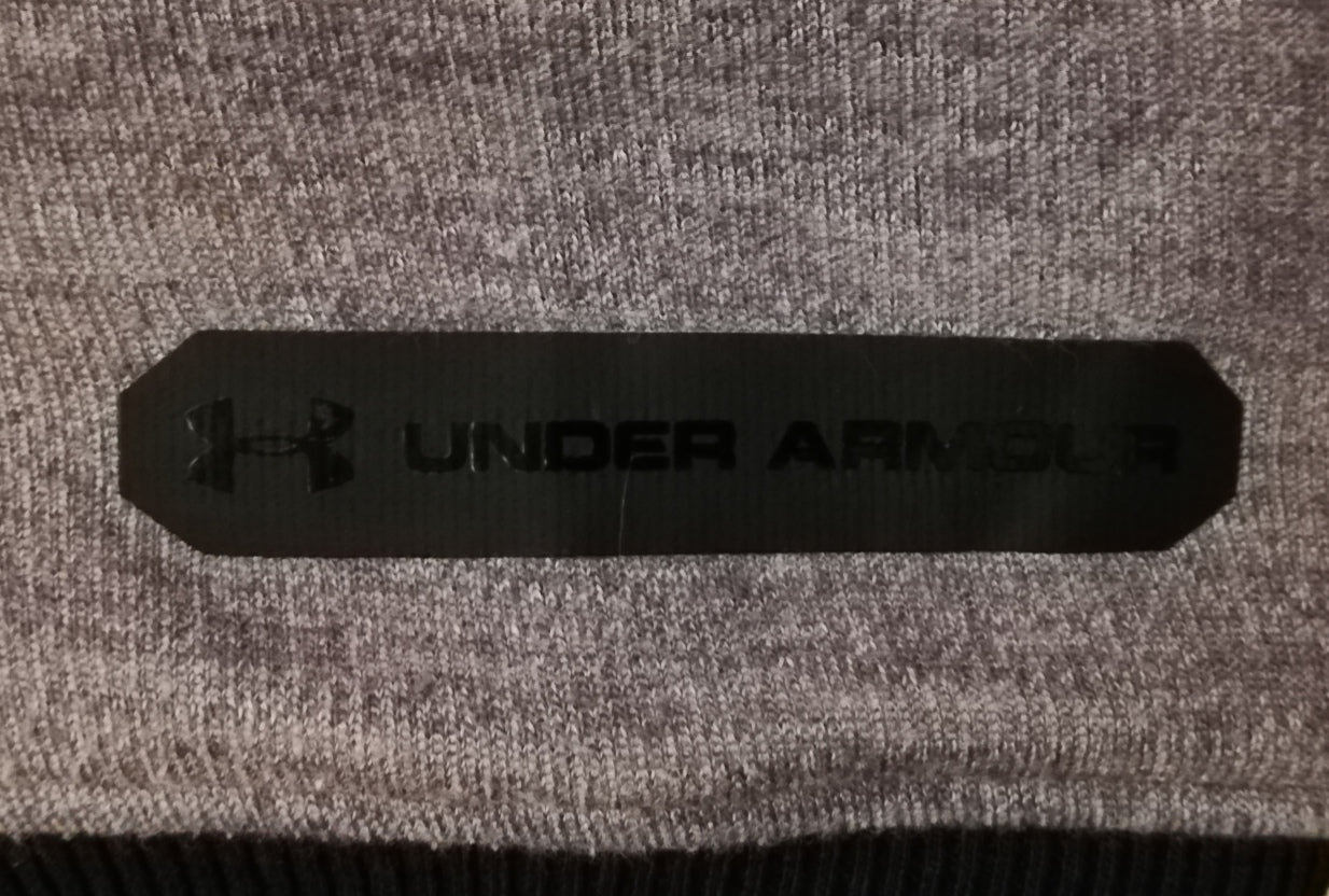 (S) Under Armour UA горнище