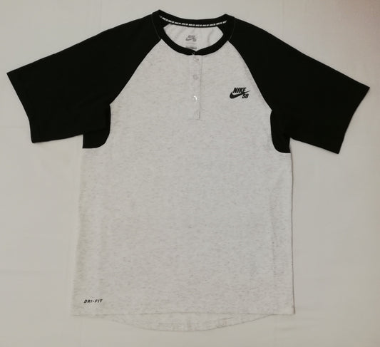 (S) Nike SB T-Shirt тениска