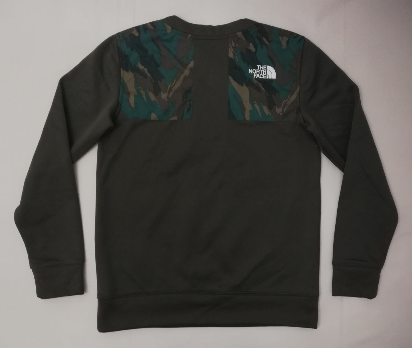 (ДЕТСКО) (Ръст 147-158см) The North Face Camouflage Sweatshirt горнище