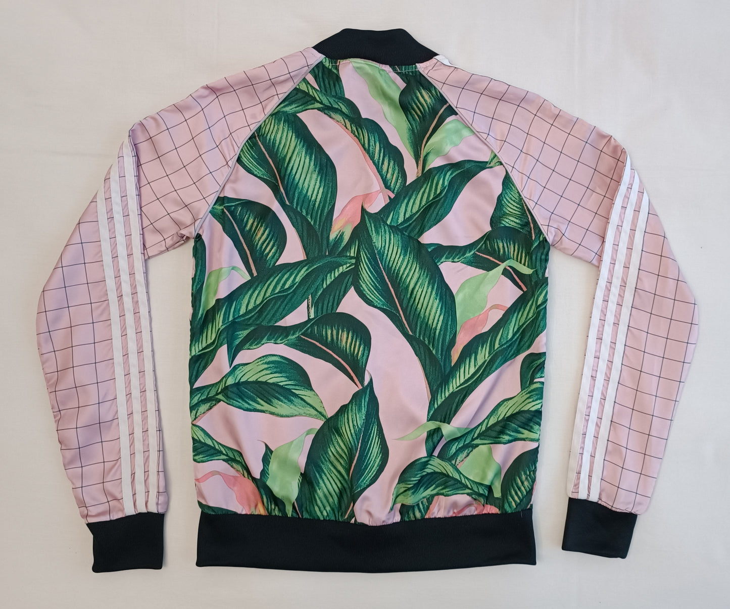 (ДАМСКО) (XS) Adidas Originals Farm Track Jacket яке