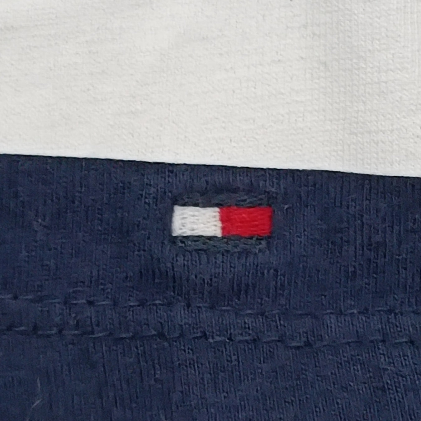 (ДЕТСКО) (Ръст 128-137см) Tommy Hilfiger тениска