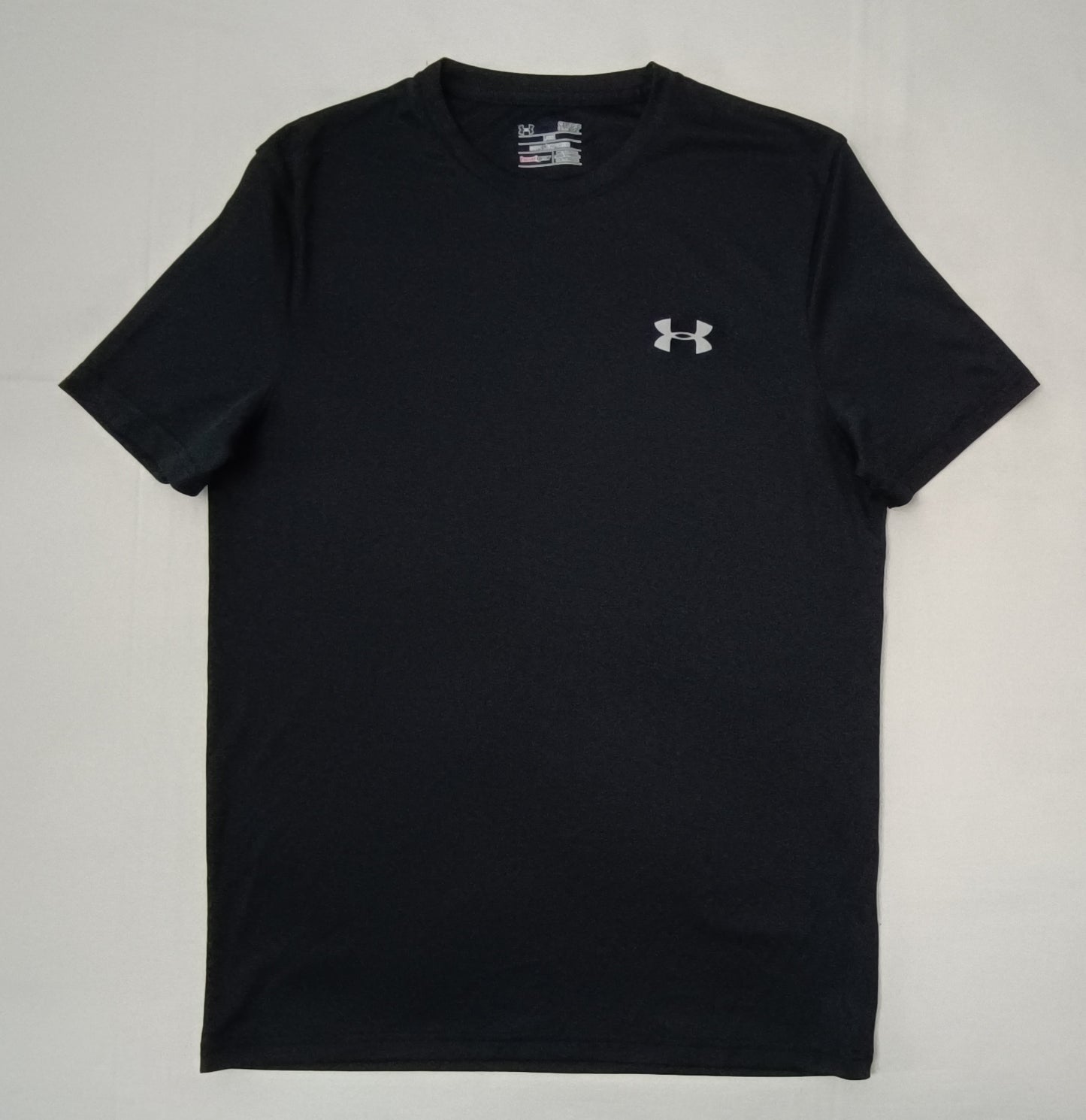 (S) Under Armour UA Tee тениска