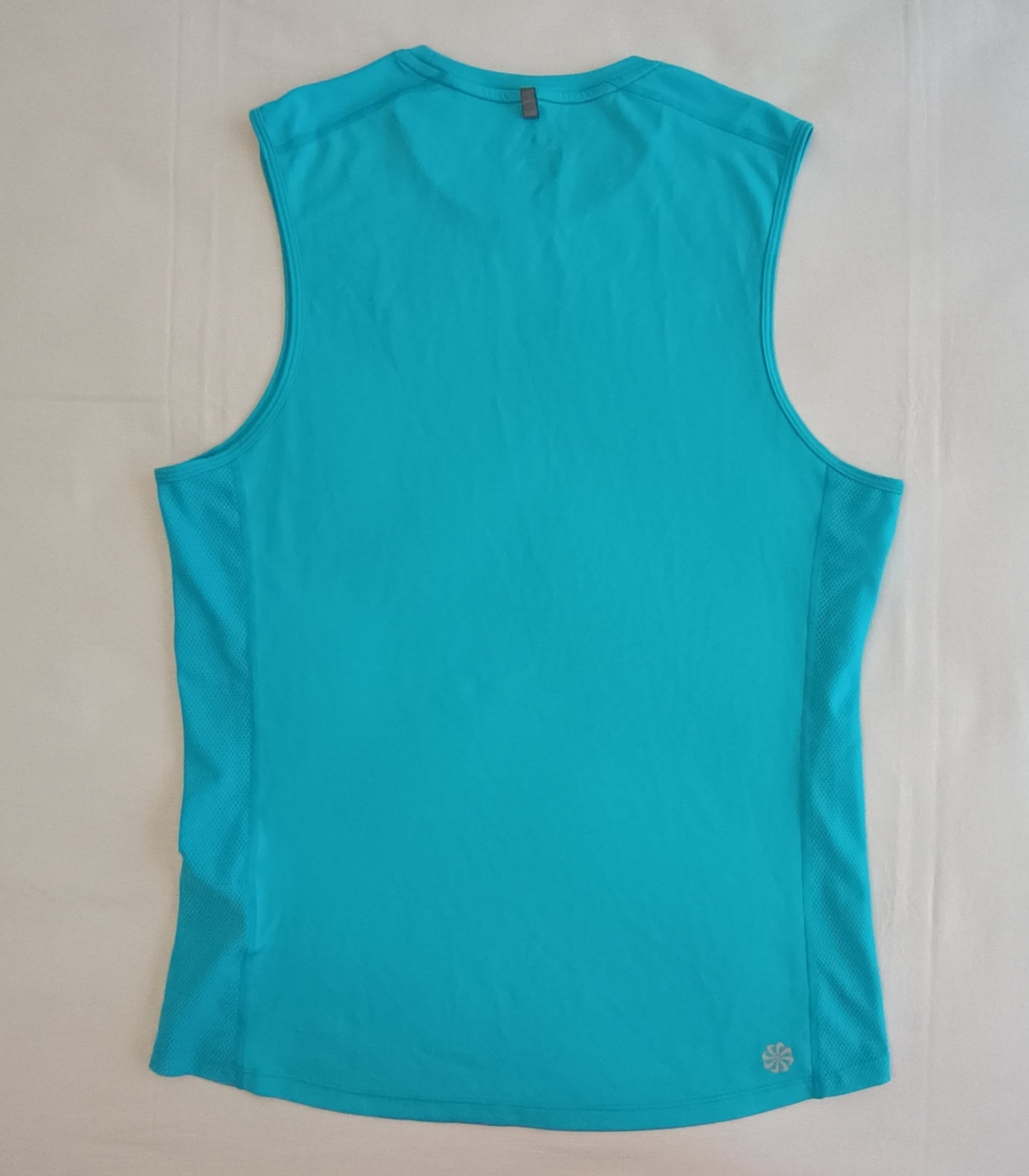 (S) Nike DRI-FIT потник