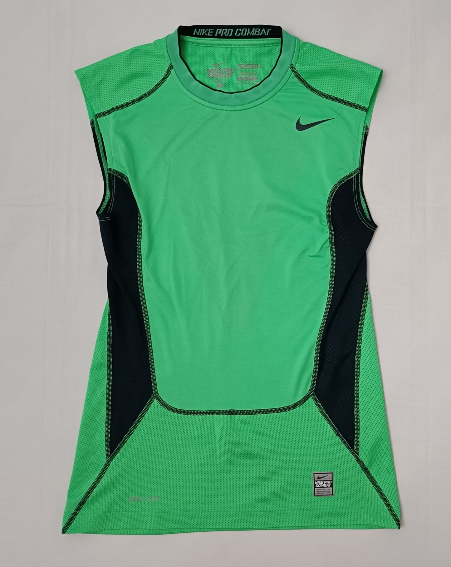 (M) Nike PRO Combat DRI-FIT Compression потник